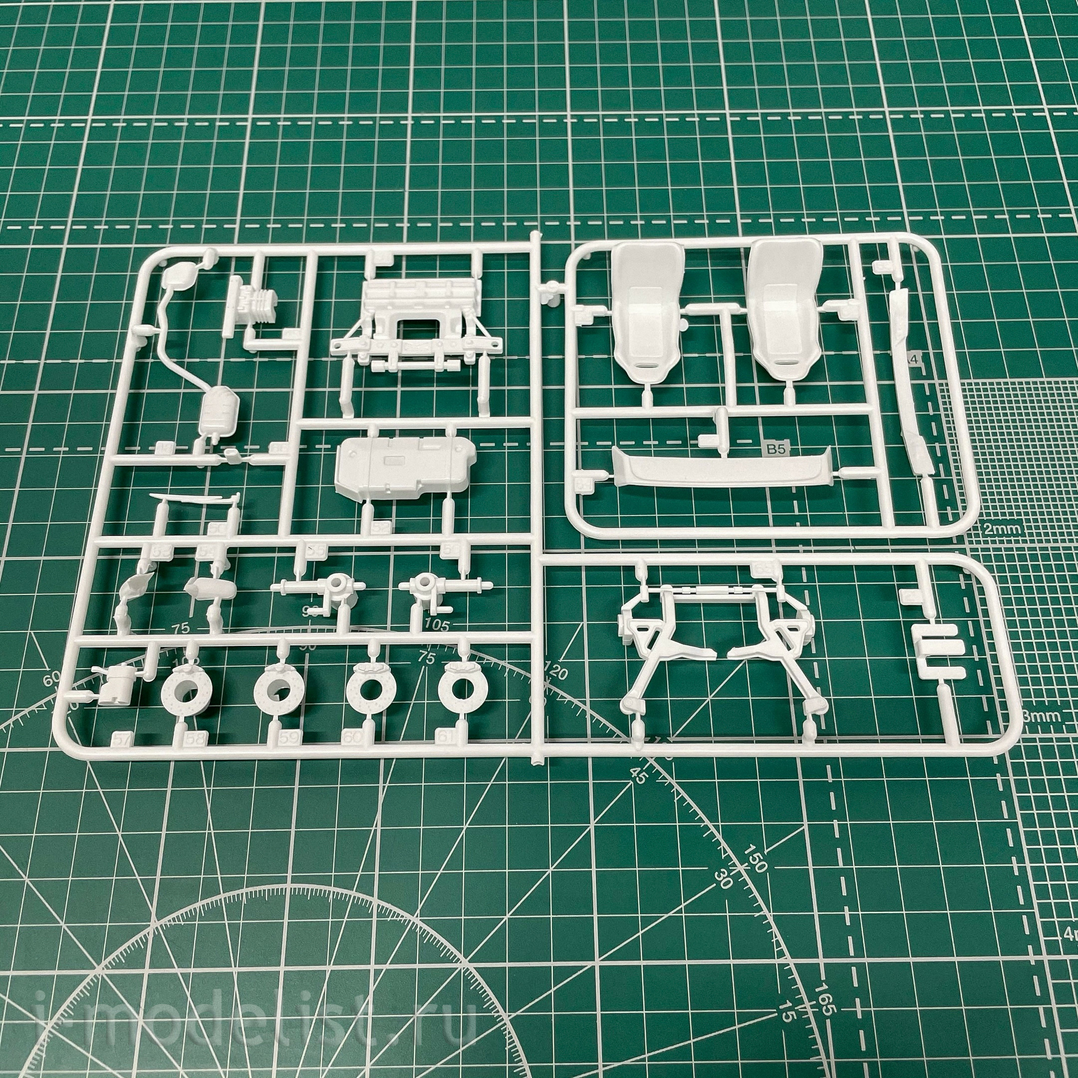 06143 Aoshima 1/24 Nissan BNR32 Skyline GT-R '89