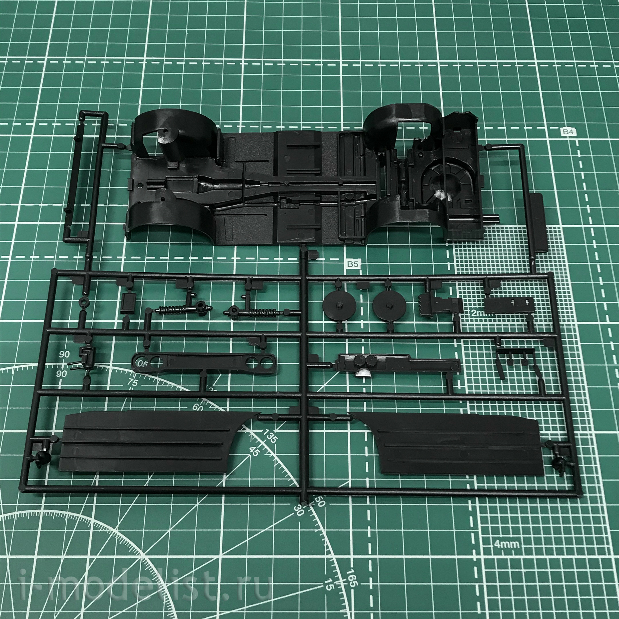 06106 Aoshima 1/24 Assembly model Nissan Skyline KPGC10 HT2000 GT-R 71