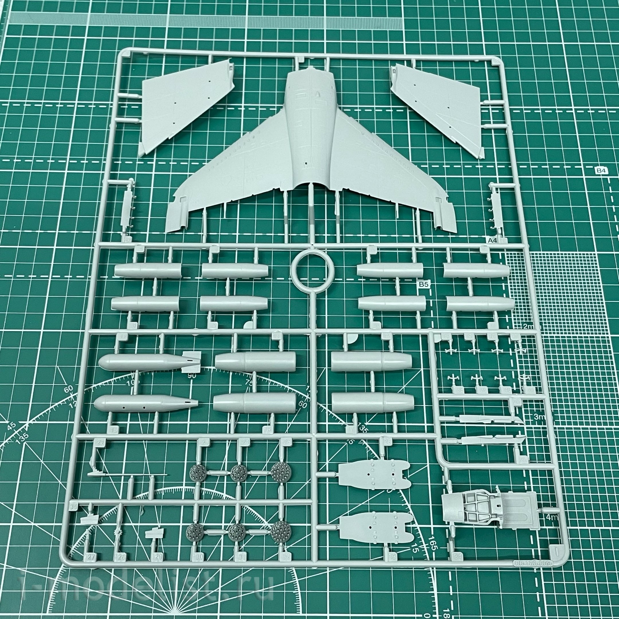 K48060 Kinetic 1/48 Fighter Harrier GR1/GR3