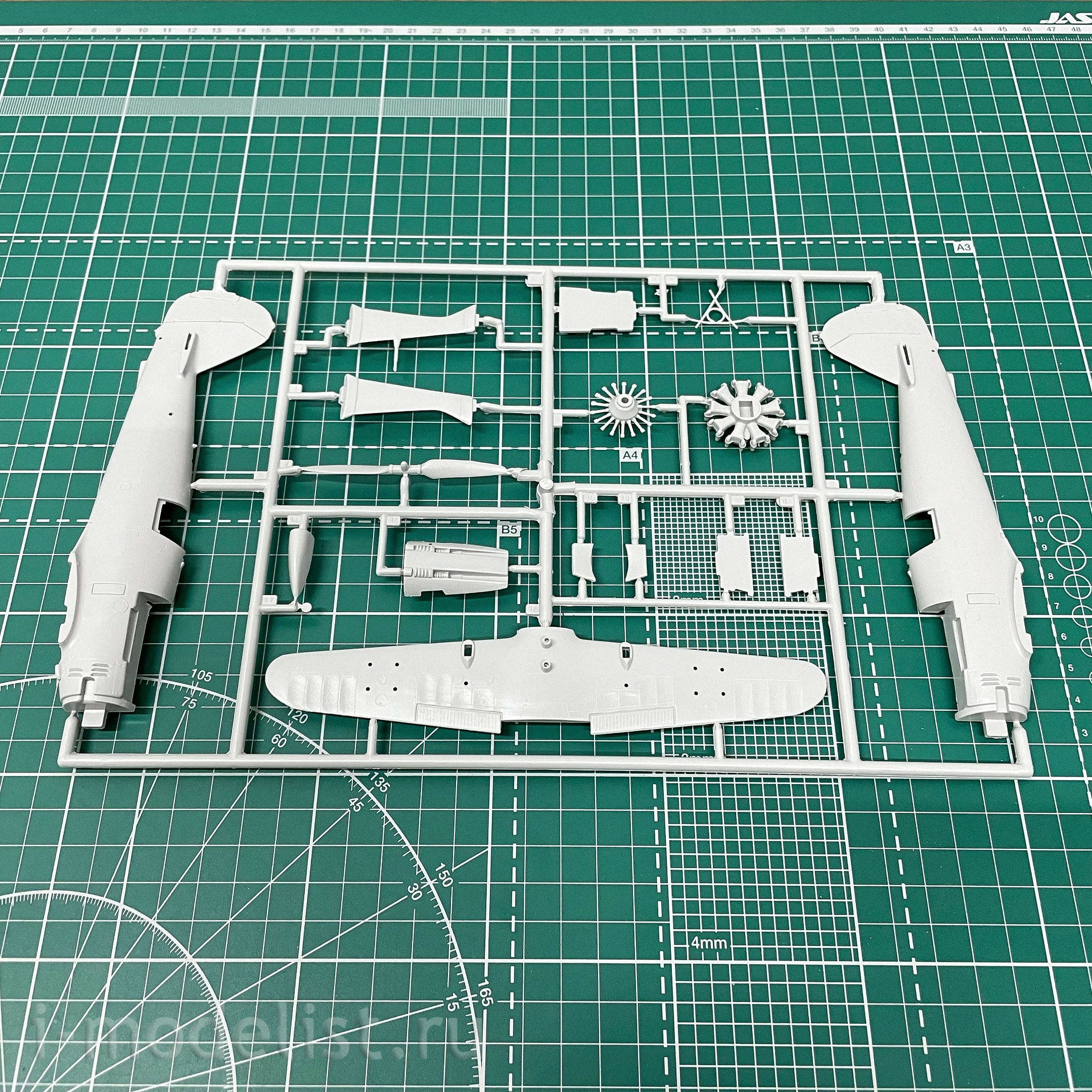 2819 Italeri 1/48 Henschel Hs 123 Aircraft