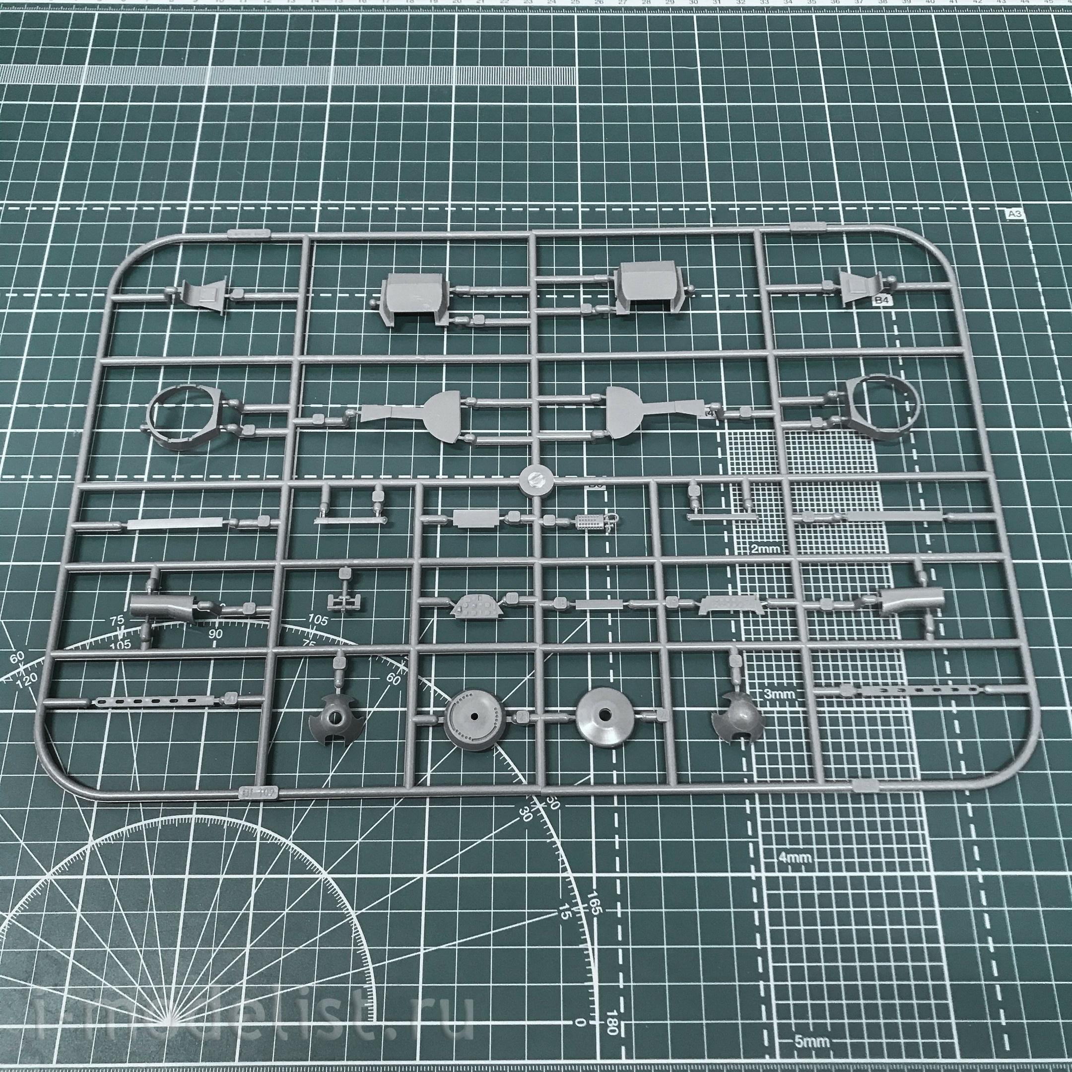 3002 Eduard 1/32 Bf 109E-3 ProfiPACK