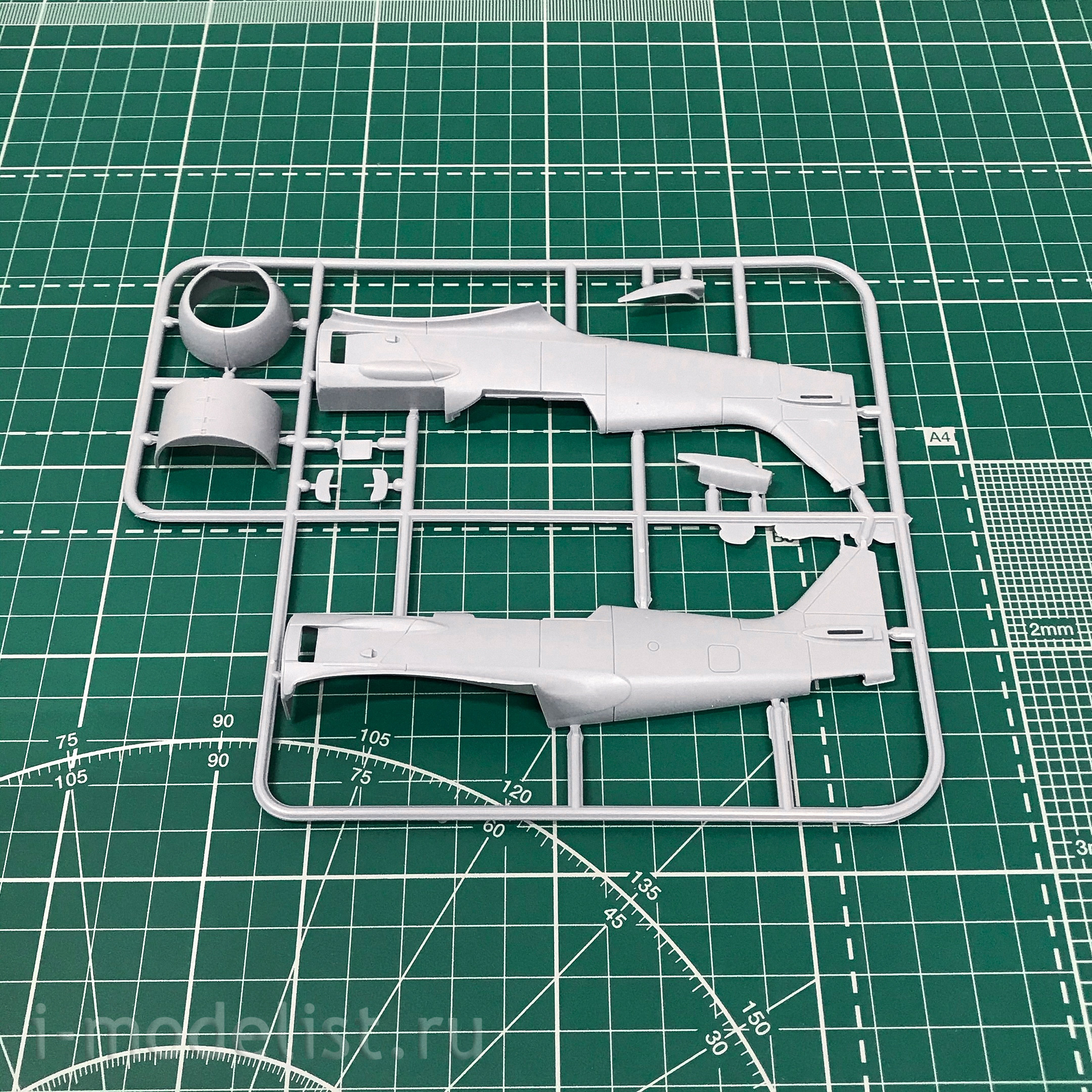 48049 ARK-models 1/48 Aircraft La-9