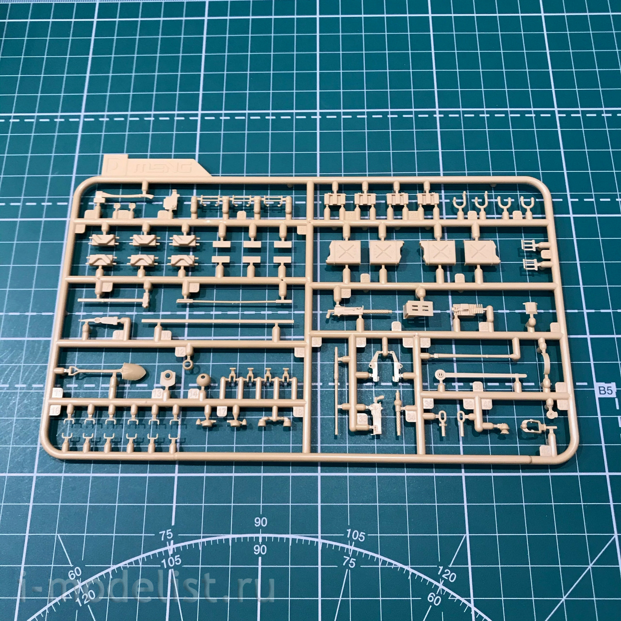 TS-045 Tank, Meng 1/35 US Assault Tank Jumbo M4E3A2