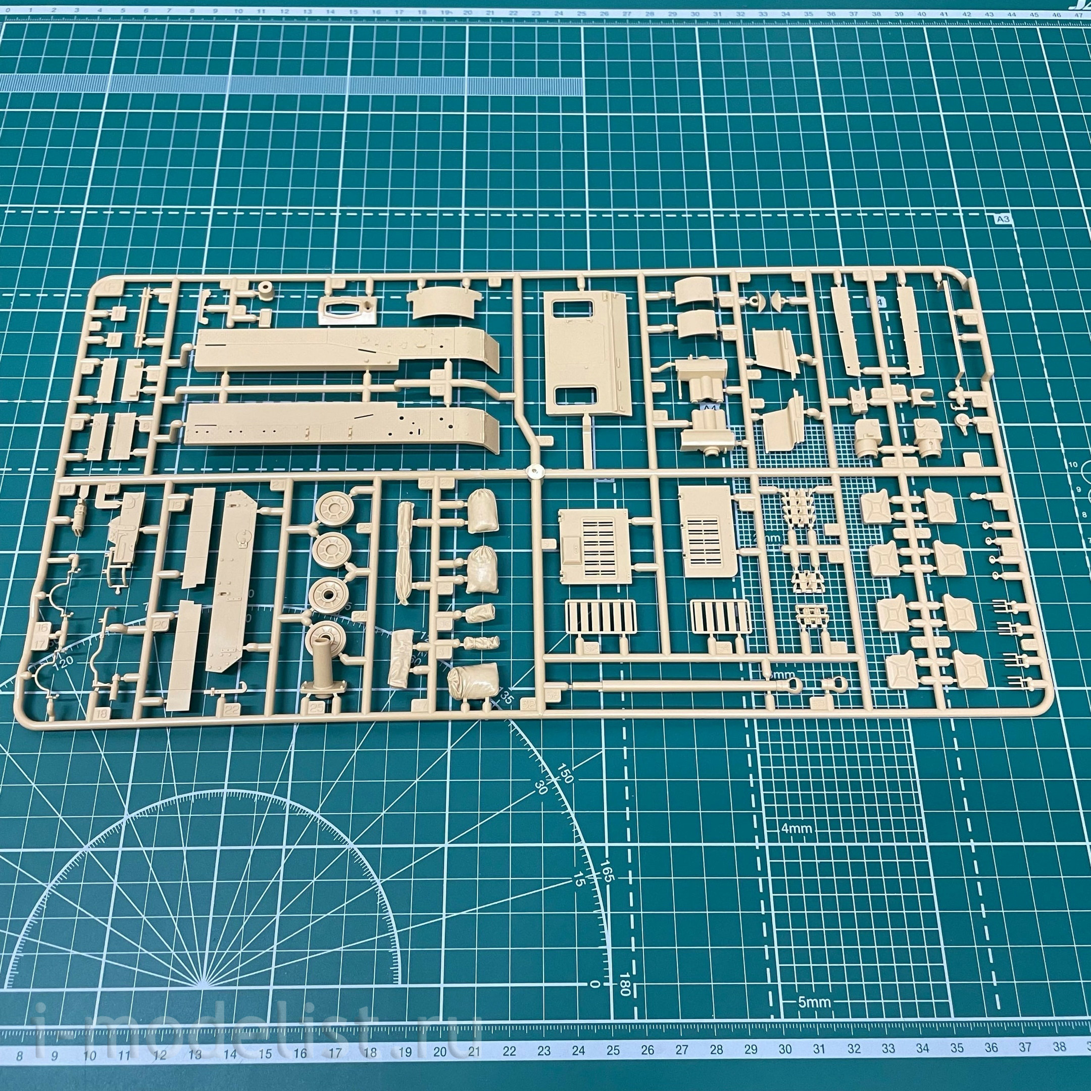 35378 Tamiya 1/35 German Panzerkampfwagen IV Ausf tank.G early (5 miniatures)