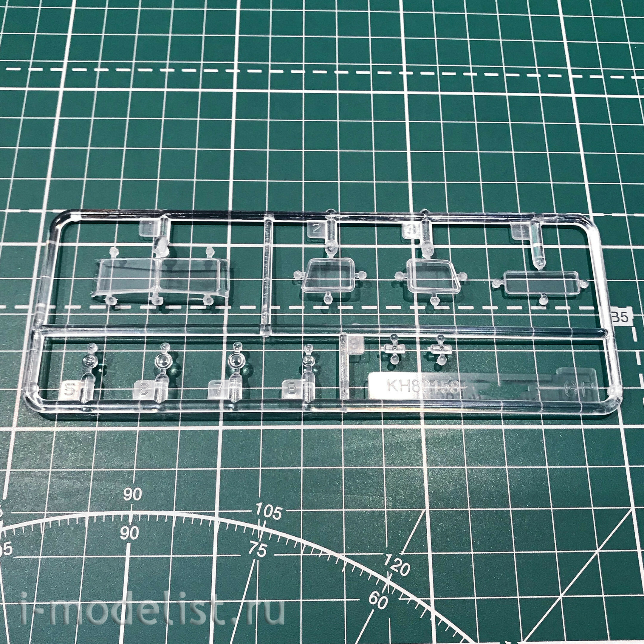 KH80159 Kitty Hawk 1/48 U-4320 / APA-5D