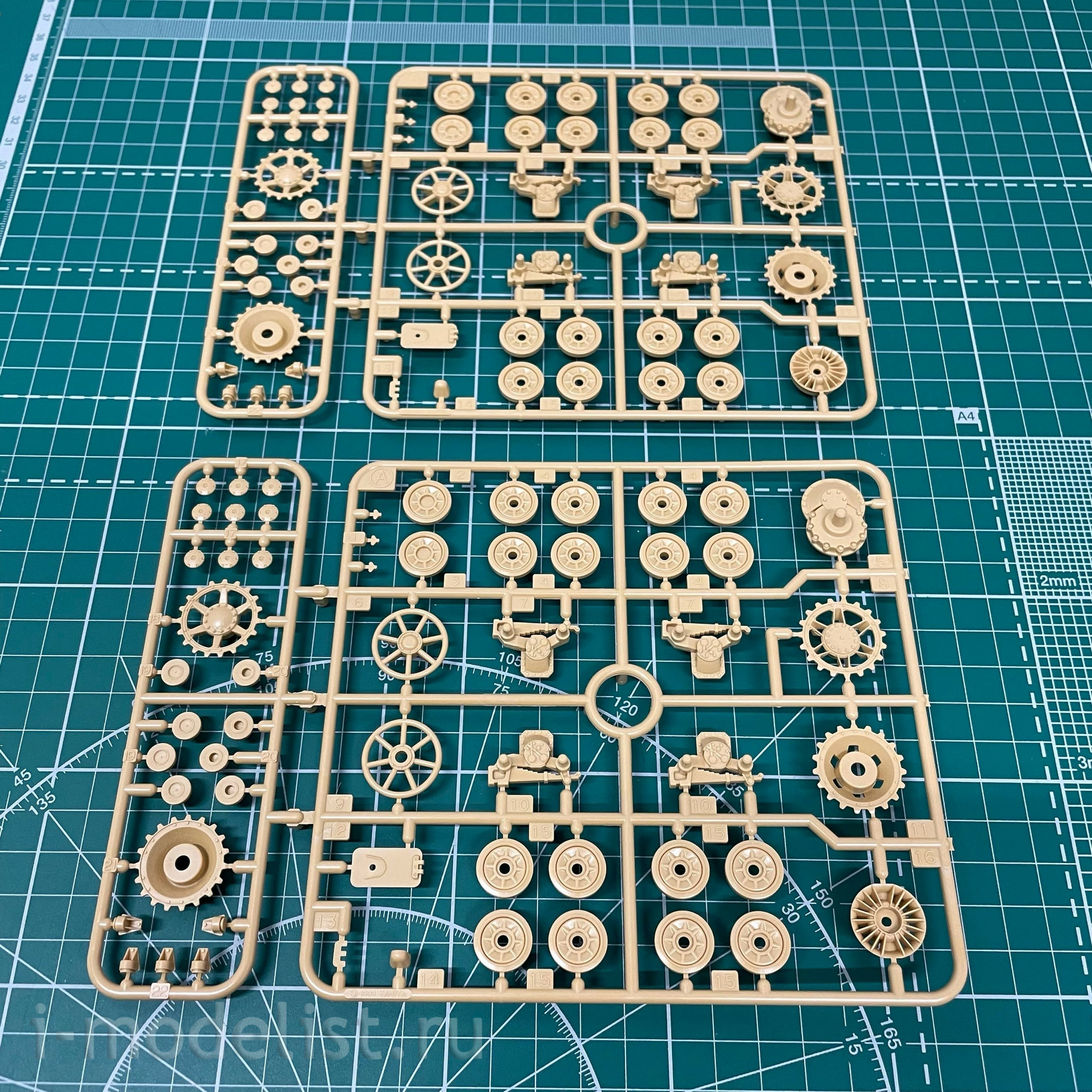 35378 Tamiya 1/35 German Panzerkampfwagen IV Ausf tank.G early (5 miniatures)