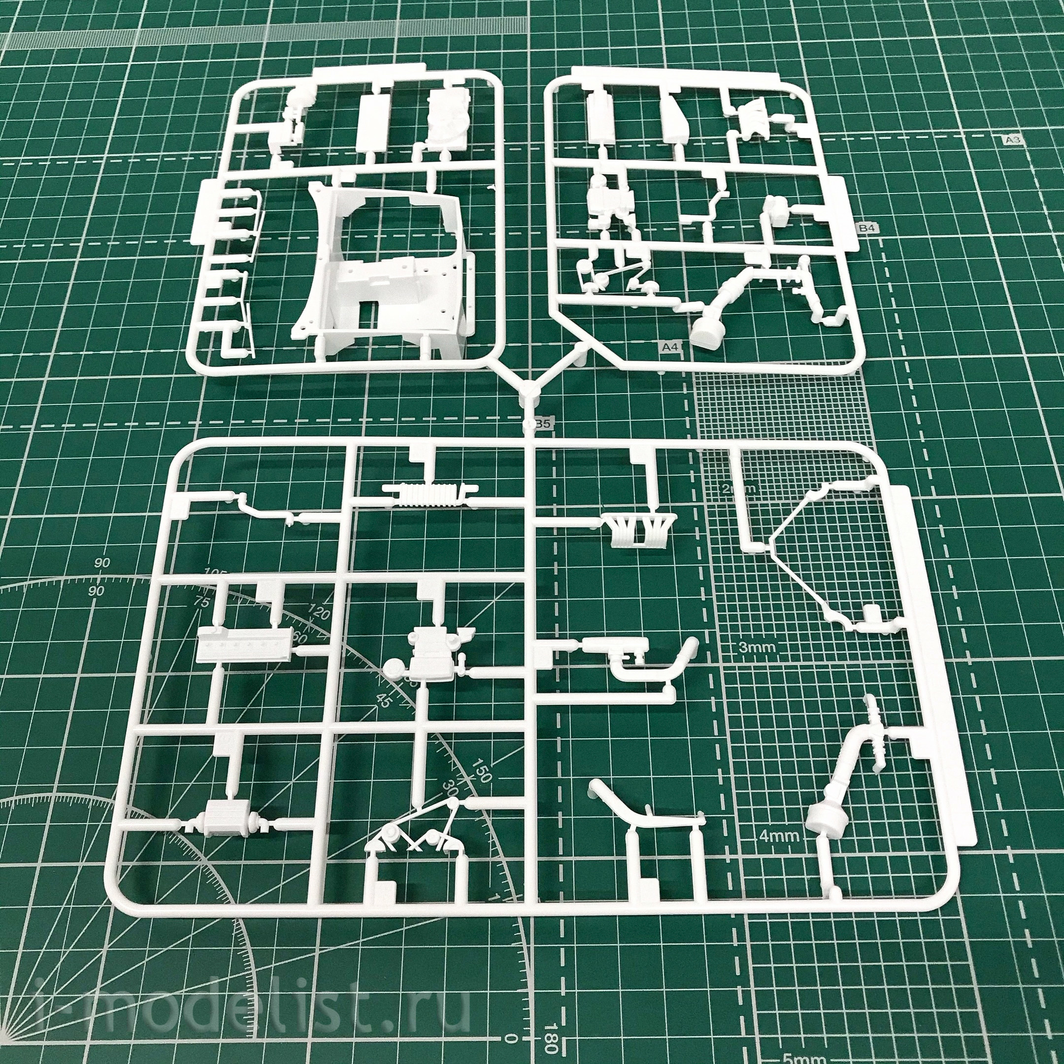 05925 Aoshima 1/24 Toyota Cresta JZX81 2.5 Super Lucent G '90