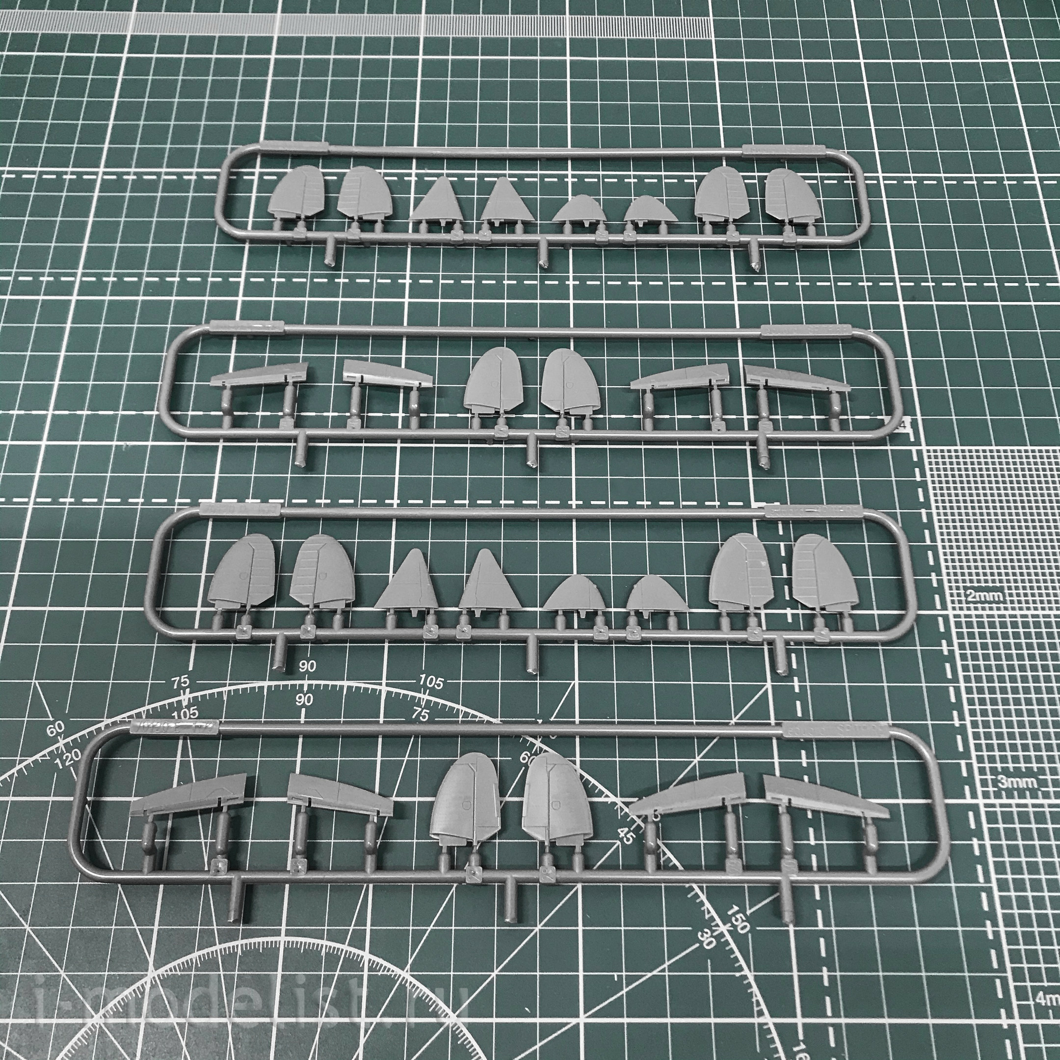 2119 Edward 1/72 Aussie Eight DUAL COMBO