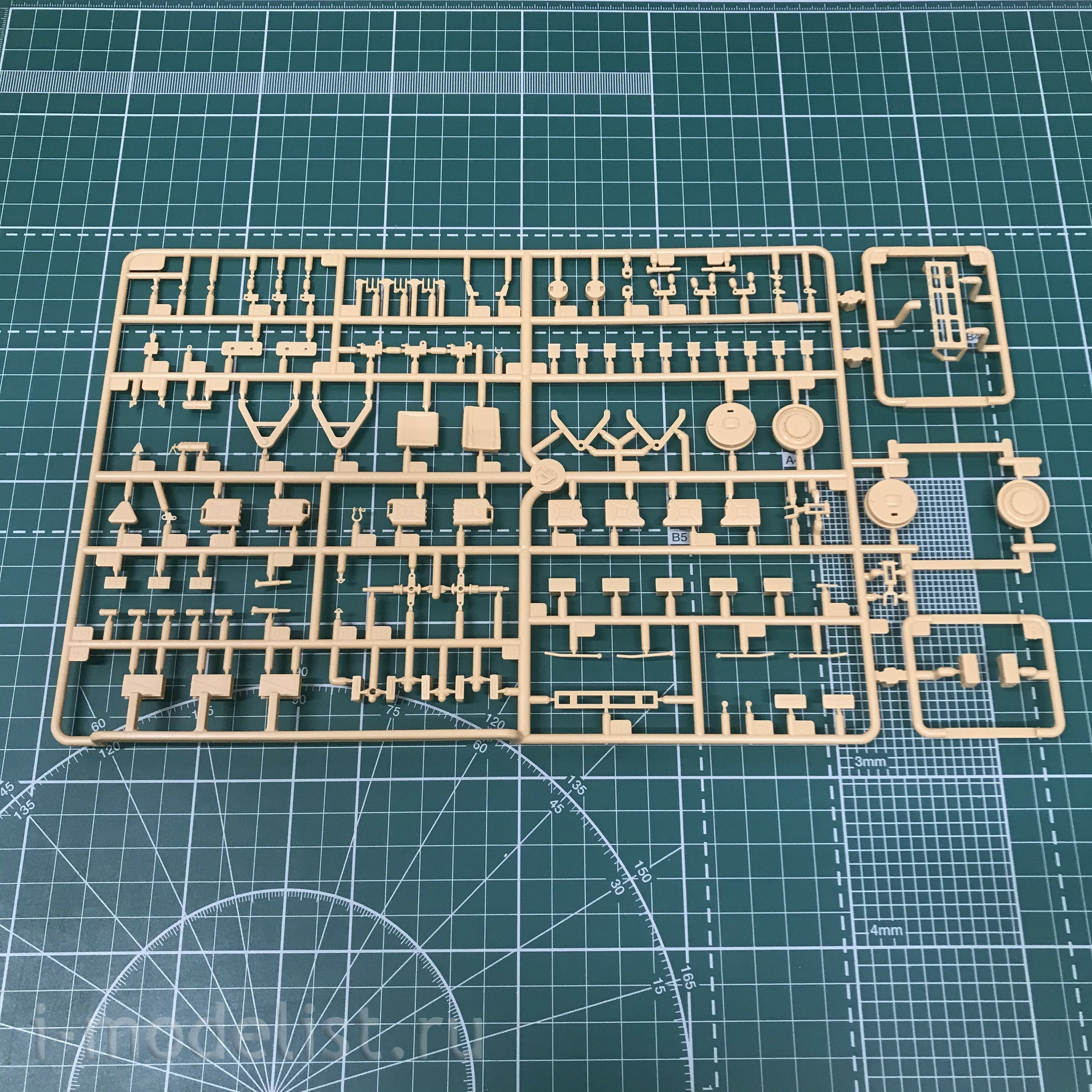 84520 HobbyBoss 1/35 Jackal 1 High Mobility Weapon Platform