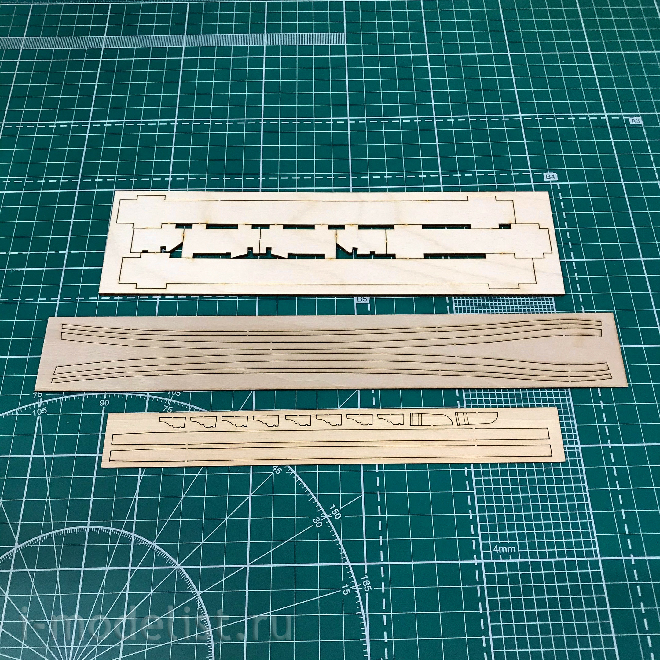 LSM0601 LSModel 1/24 Scale wooden model Peter I boat