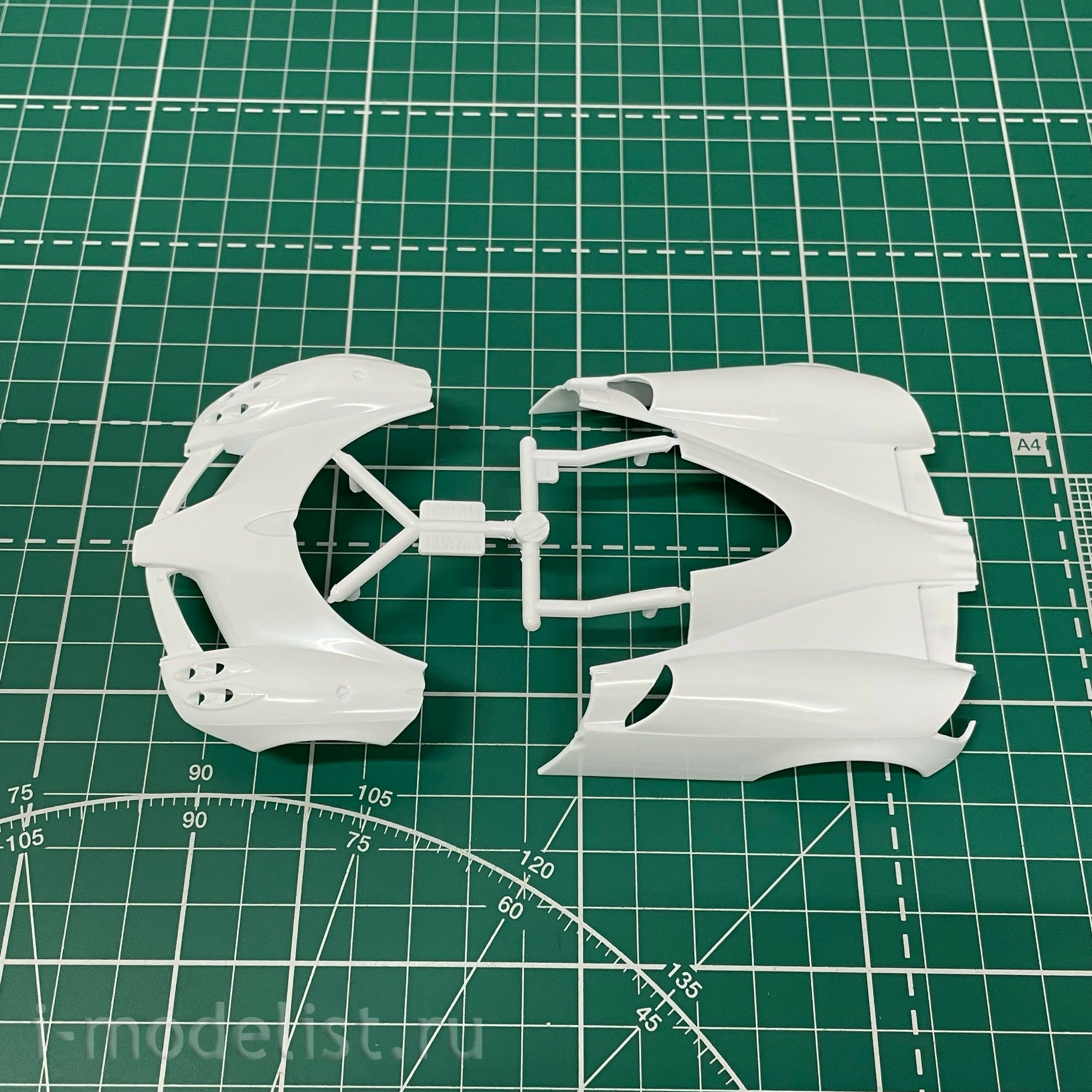 06238 Aoshima 1/24 Pagani Huayra Pacchetto Tempesta