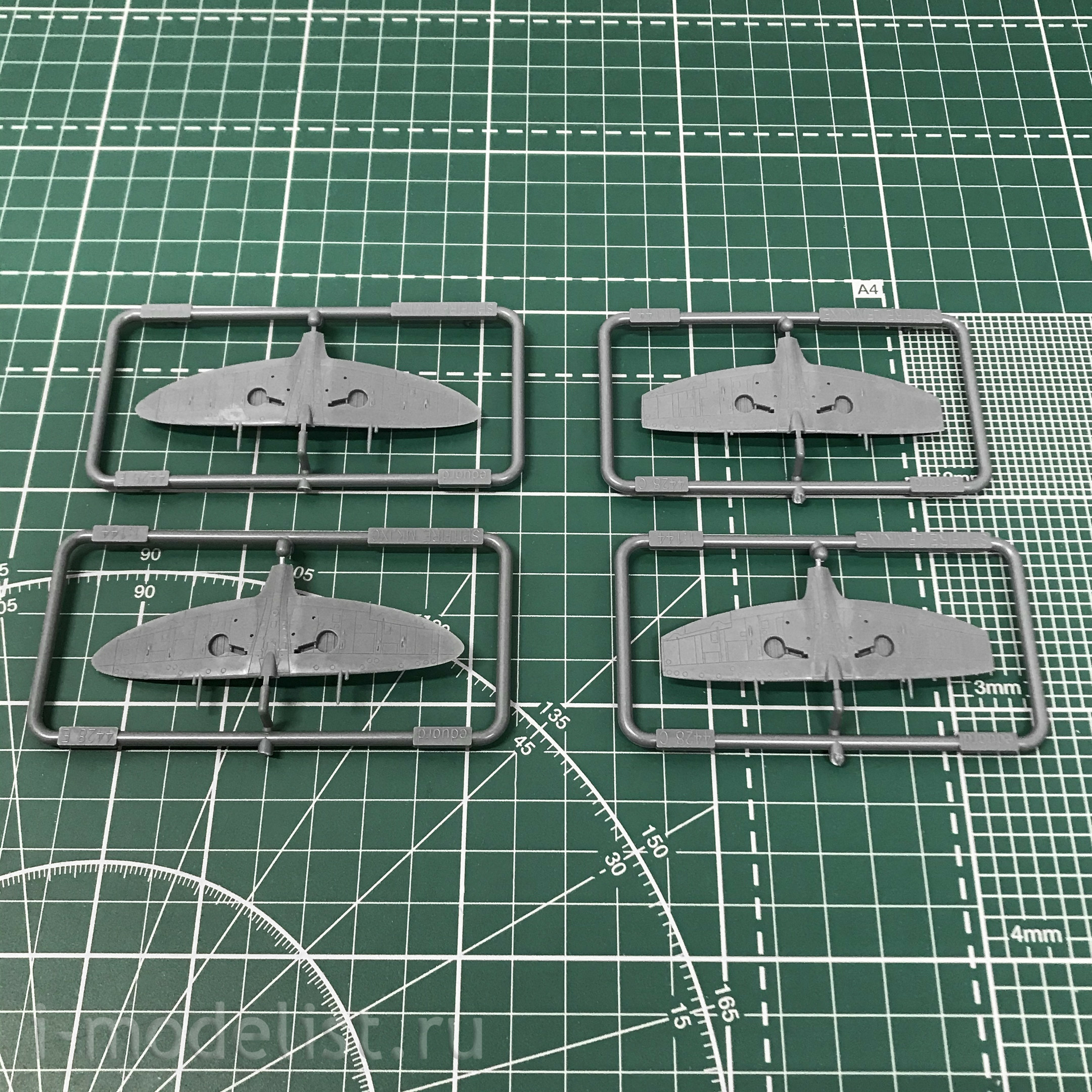 4432 Eduard 1/144 Nasi se vraceji Quattro Combo (four models in a box)
