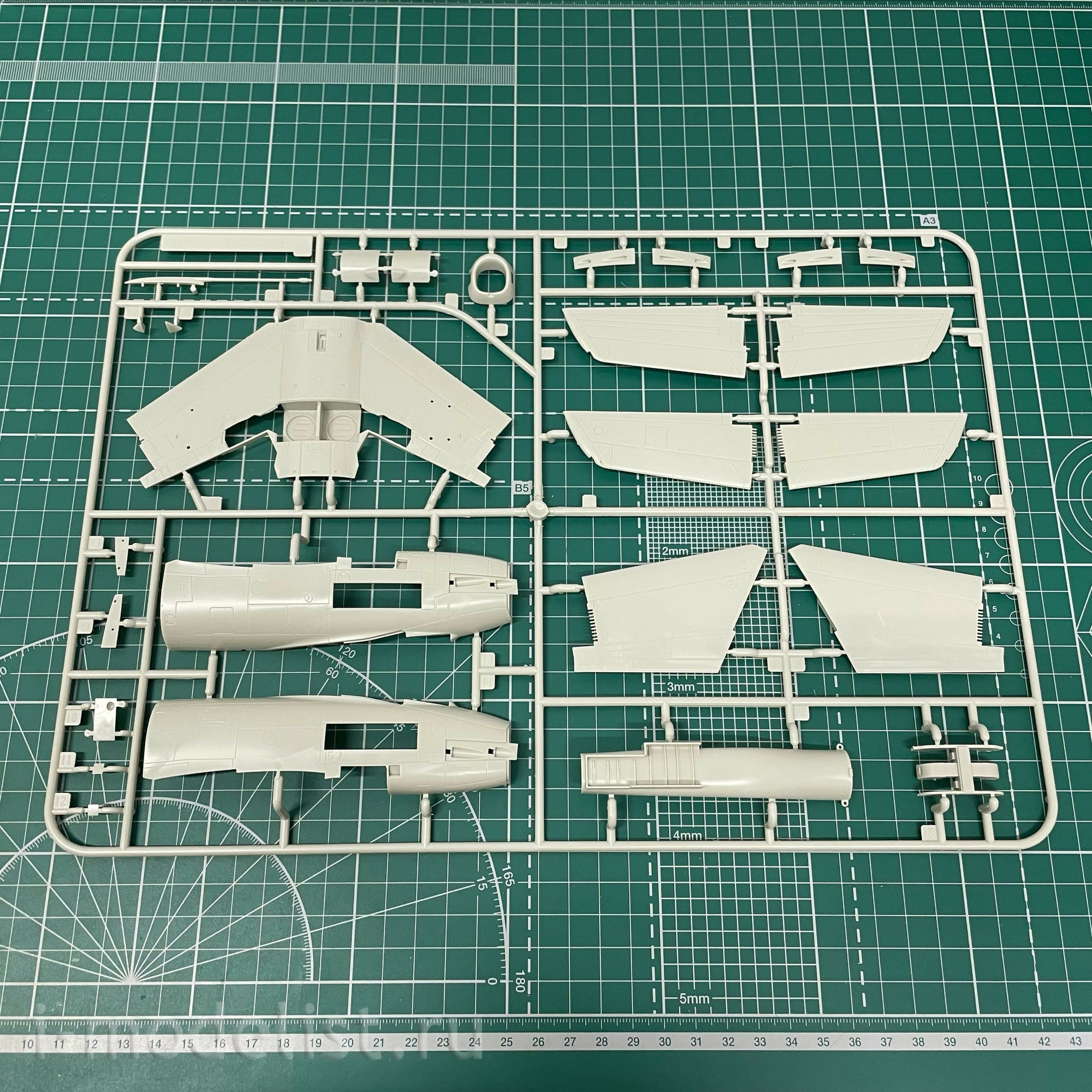 KH80156 KittyHawk 1/48 Fighter FJ-3 Fury