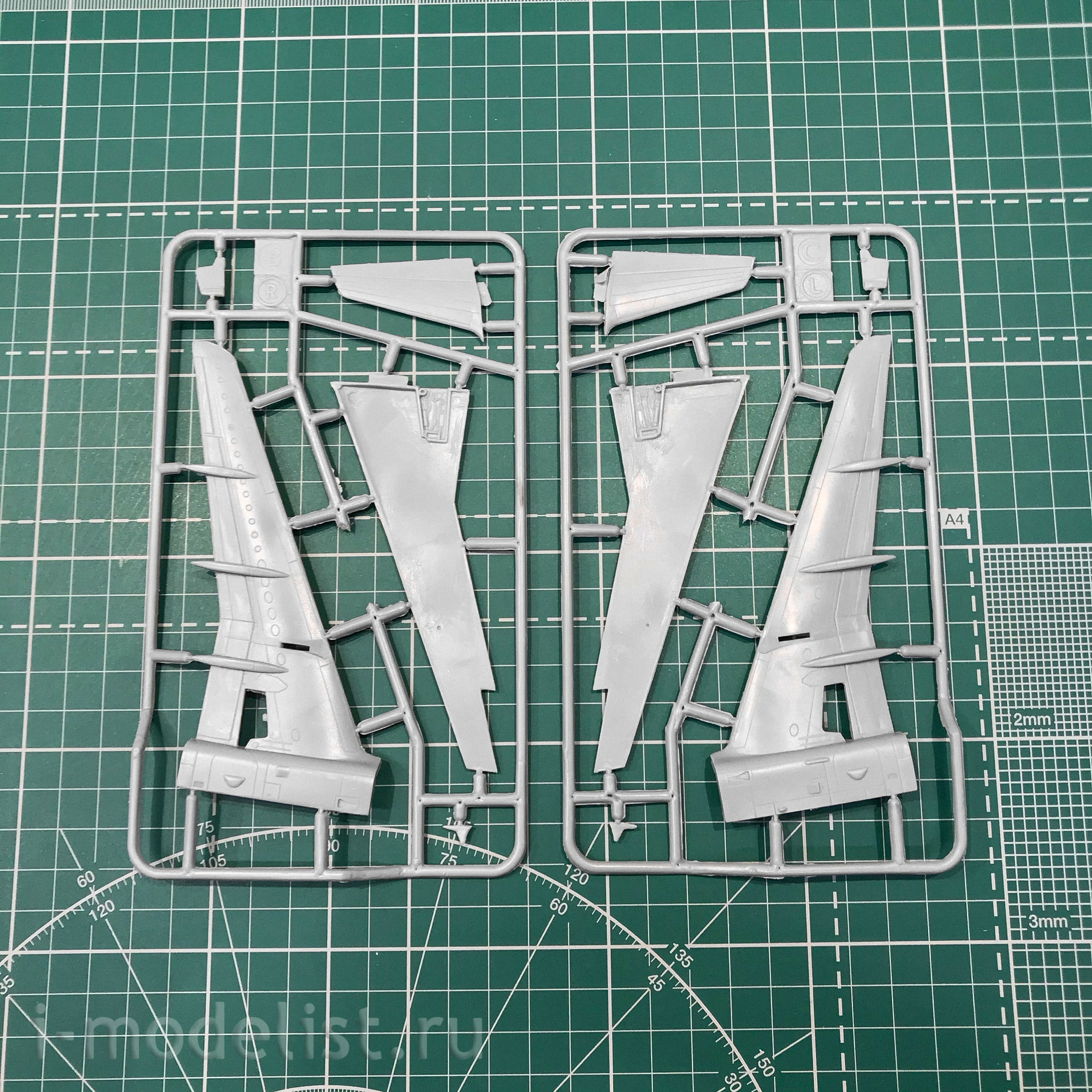 14441-1 Eastern Express 1/144 scales Airliner А318-121 LAN
