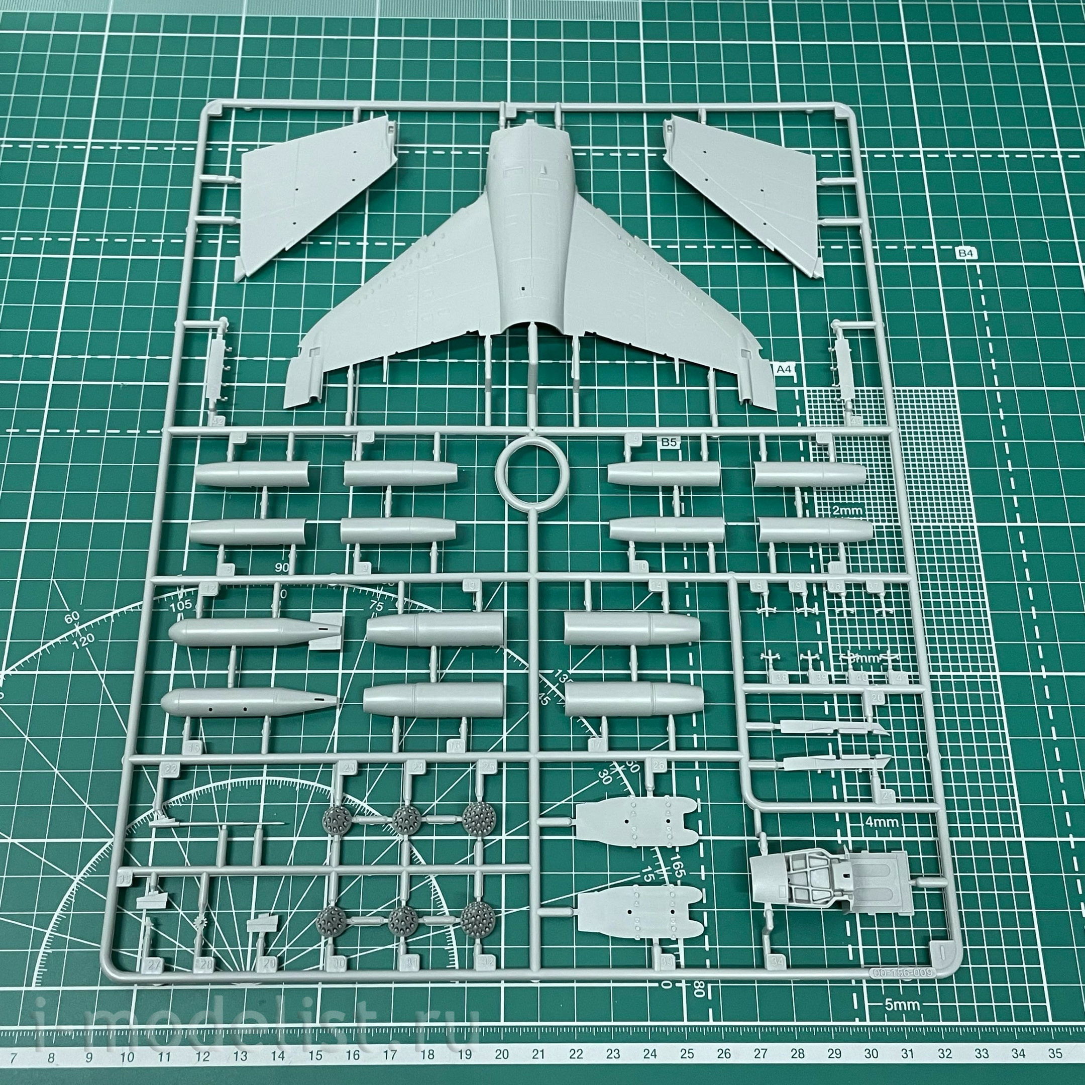 K48072 Kinetic 1/48 Attack Aircraft AV-8A Harrier USMC