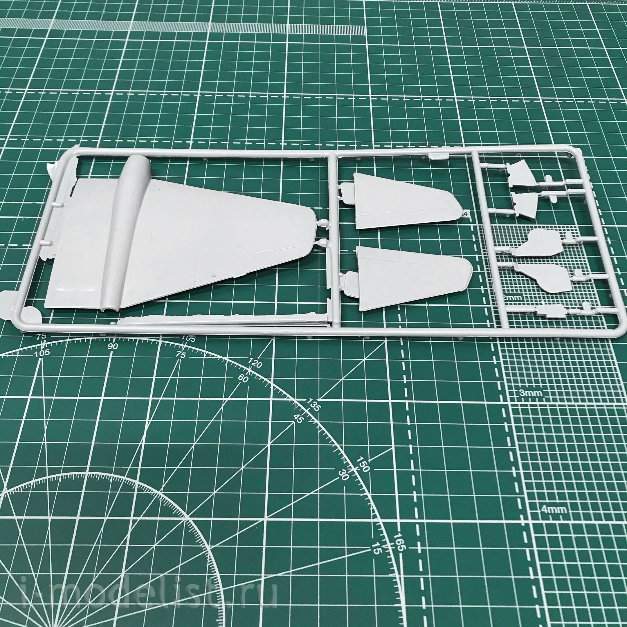 72023 ARK-models 1/72 Canberra Medium bomber