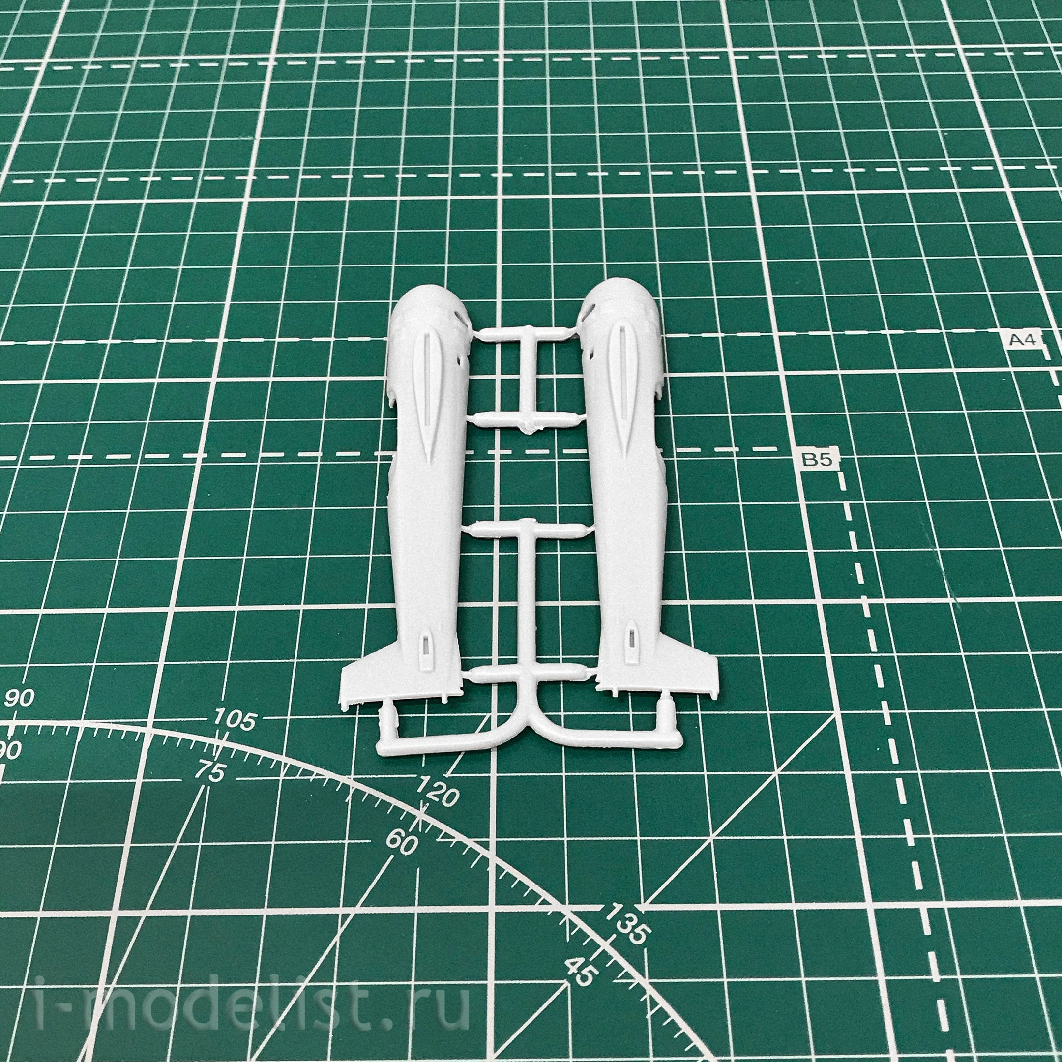 72200 Amodel 1/72 Yakovlev Yak-55M