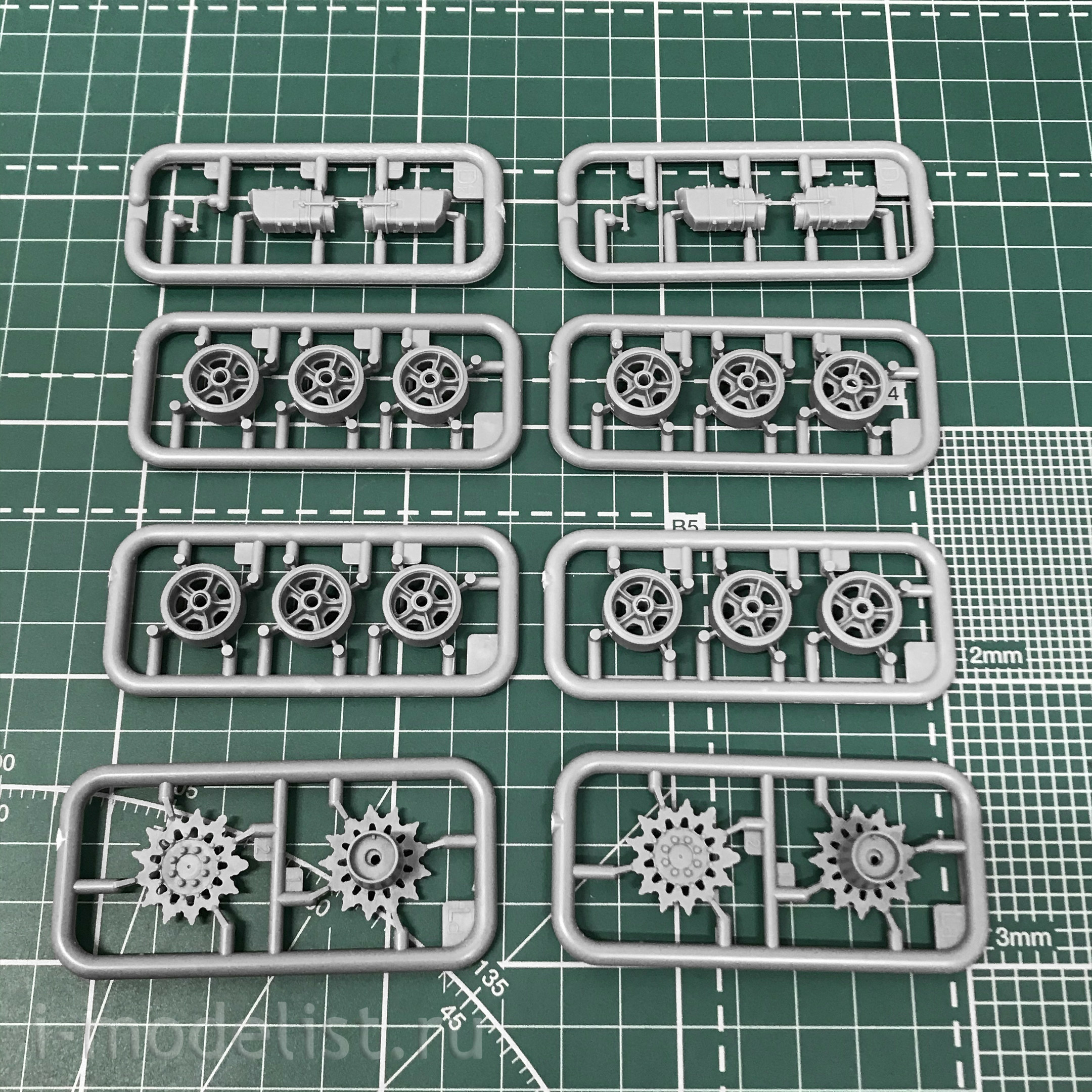 35209 MiniArt 1/35 American tank M3 LEE MID PROD. INTERIOR KIT