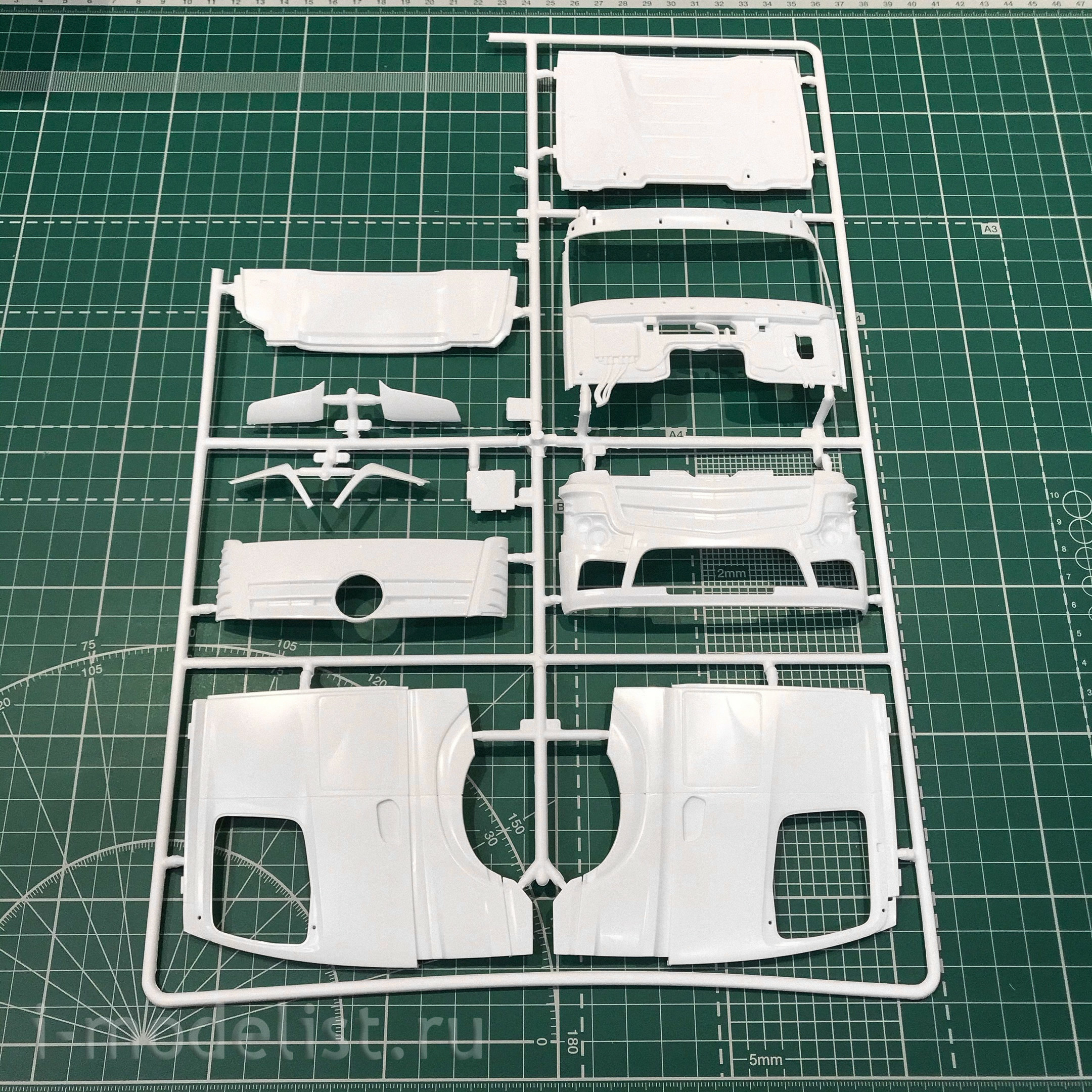 3948 Italeri 1/24 truck tractor Mercedes-Benz MP 4 BIG SPACE