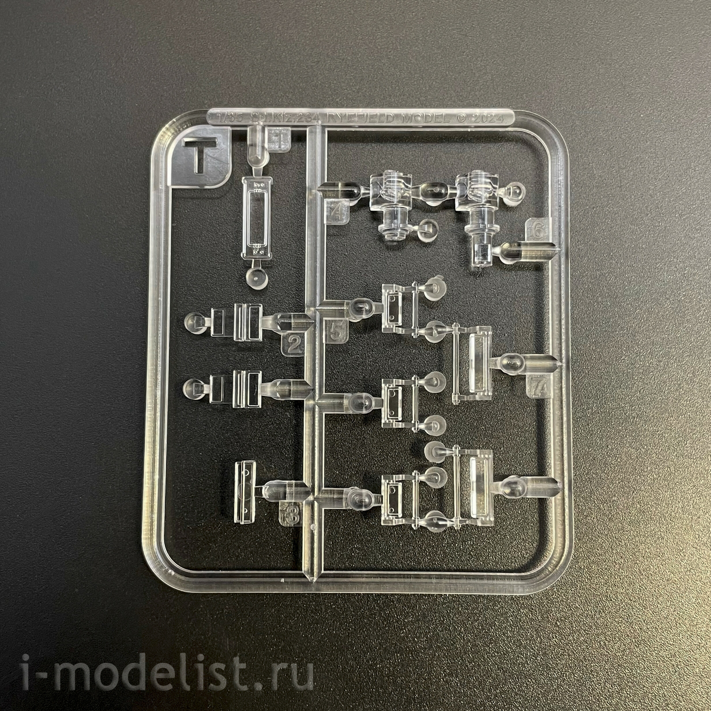 RM-5134 Rye Field Model 1/35 Notмецкий тяжёлый бронеавтомобиль Sd.Kfz. 234/3 Schwerer Panzerspähwagen 7.5cm Stummel