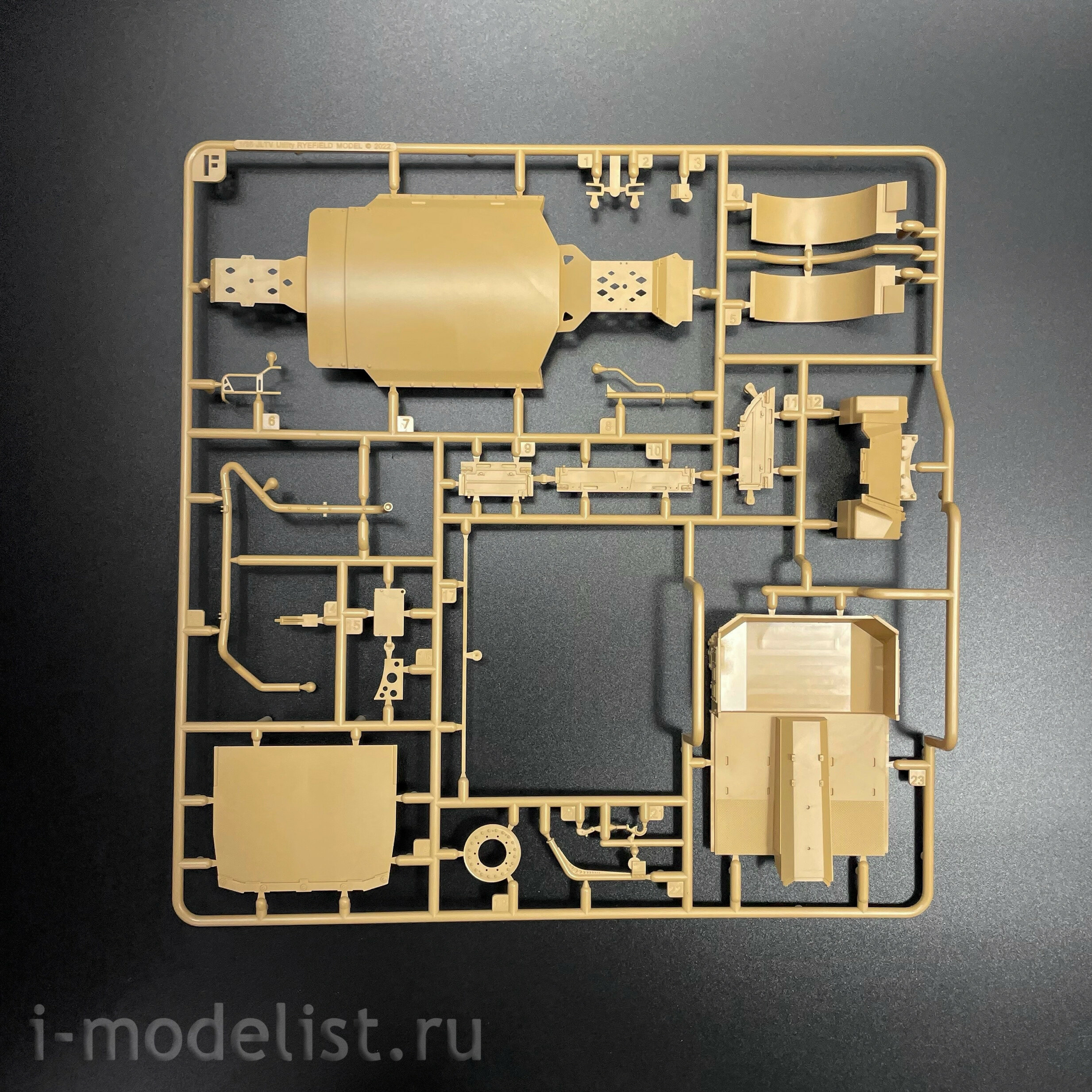 RM-5116 Rye Field Model 1/35 Бронеавтомобиль M1279 JLTV Utility (UTL)