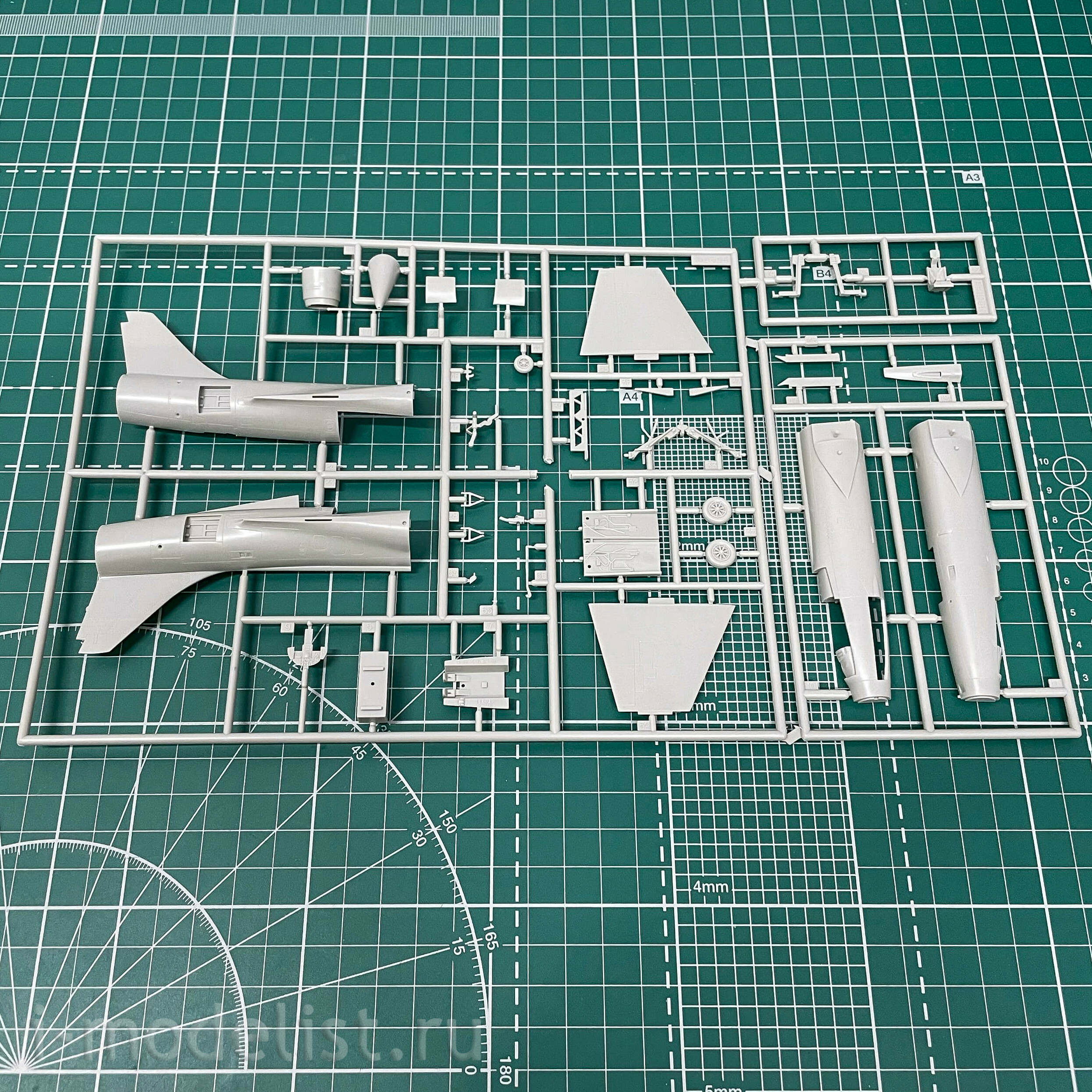 03904 Revell 1/72 Lockheed Martin F-104G Zvezdafighter
