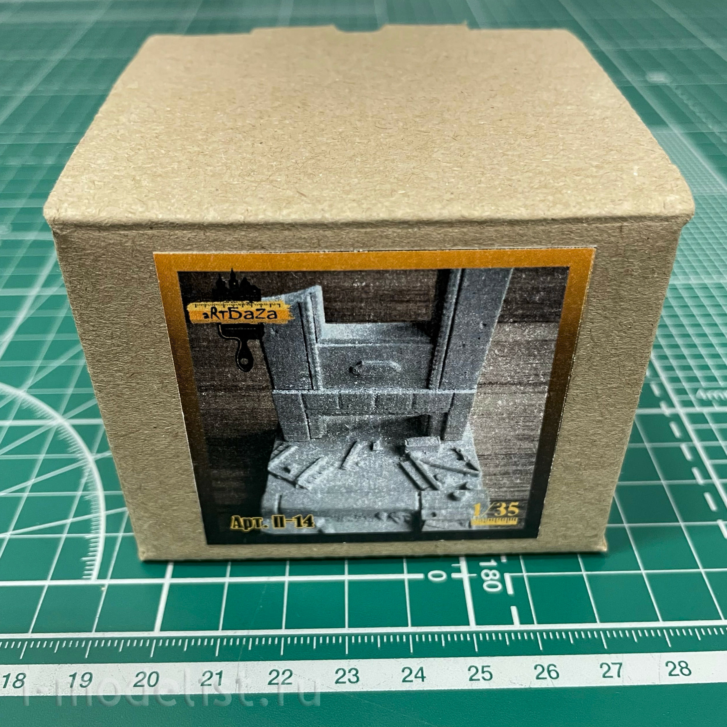 P14 artbaza Fragment of a city with a ground floor