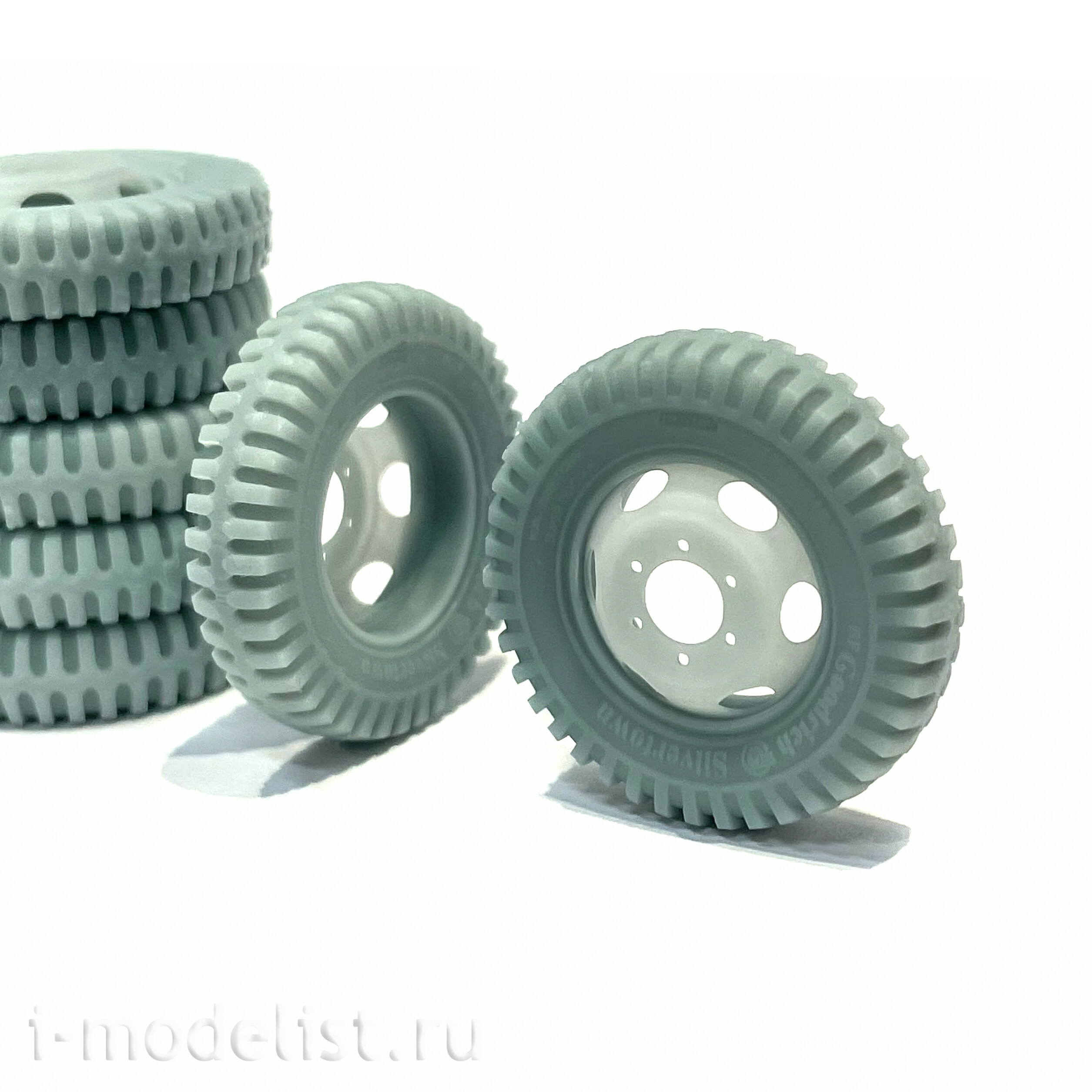 im35099 Imodelist 1/35 Set of wheels for American truck with BF Goodrich tire (10 pieces + 2 spare parts + bolts)