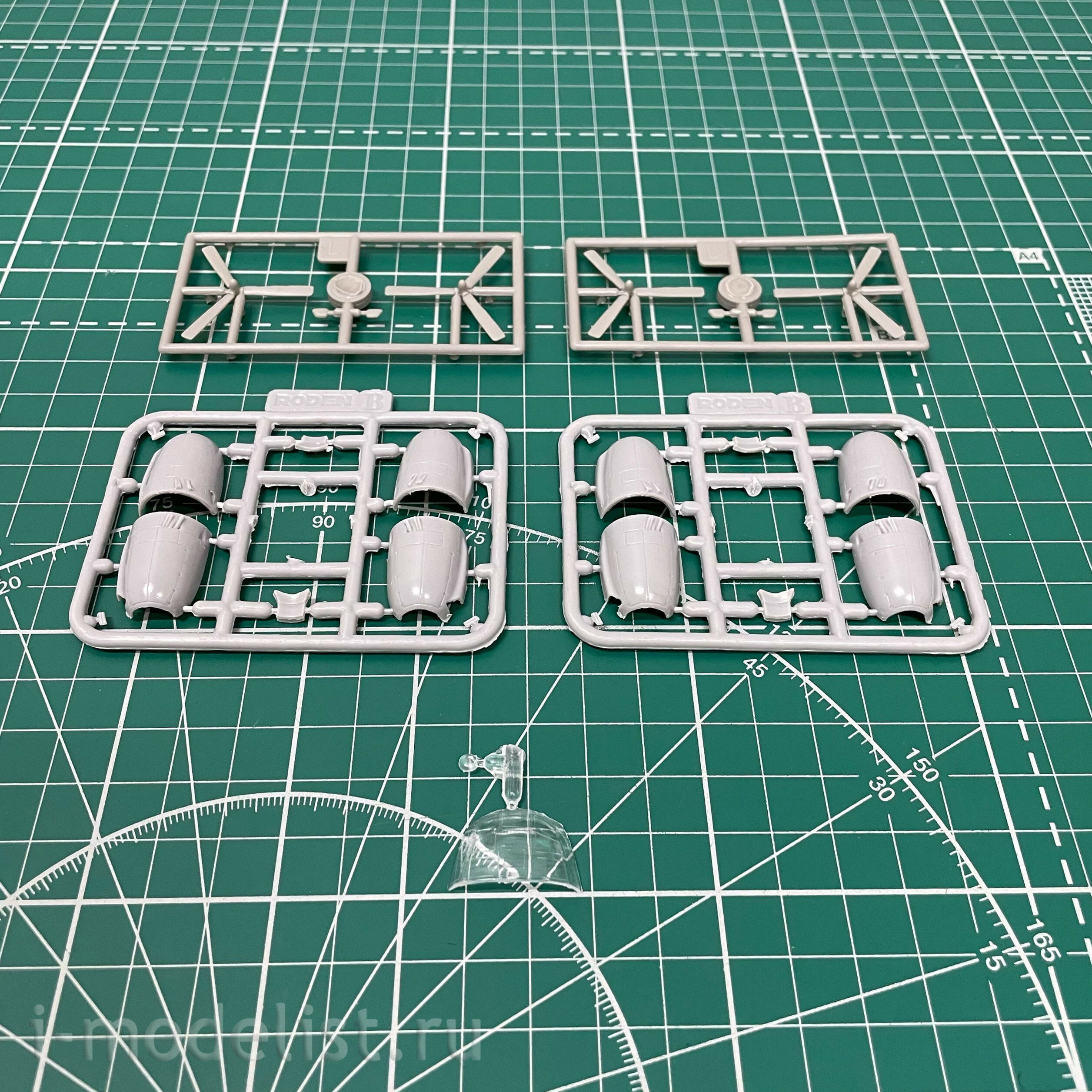 311 Roden 1/144 C-124C Globemaster II Aircraft
