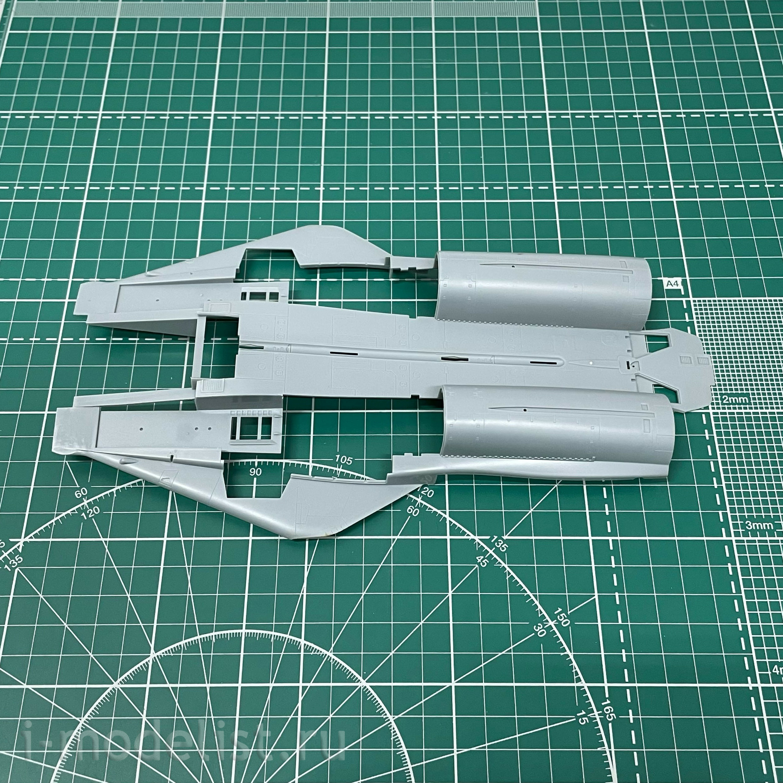 80367 HobbyBoss 1/48 F-14B Tomcat Aircraft