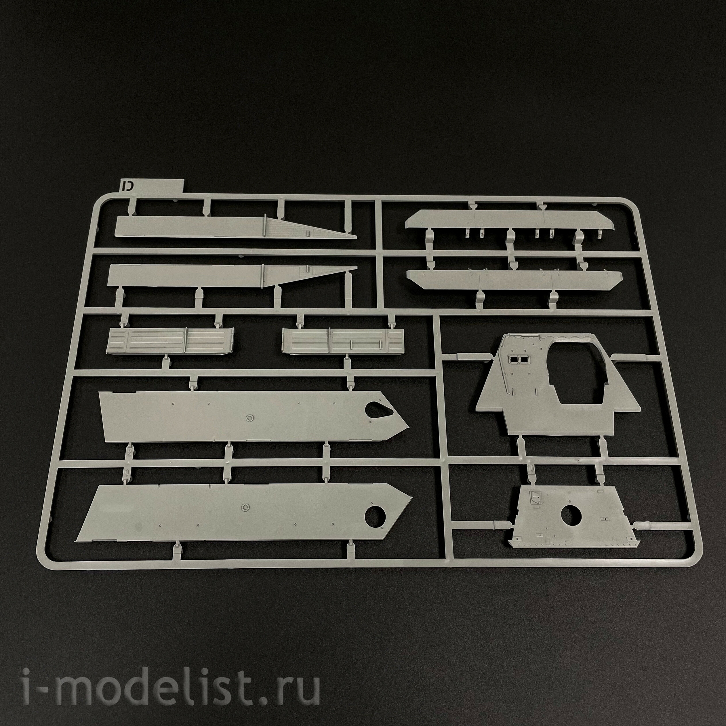 2170X Takom German self-propelled gun Jagdpanzer 38(t) Hetzer (early) Limited Edition (without interior)