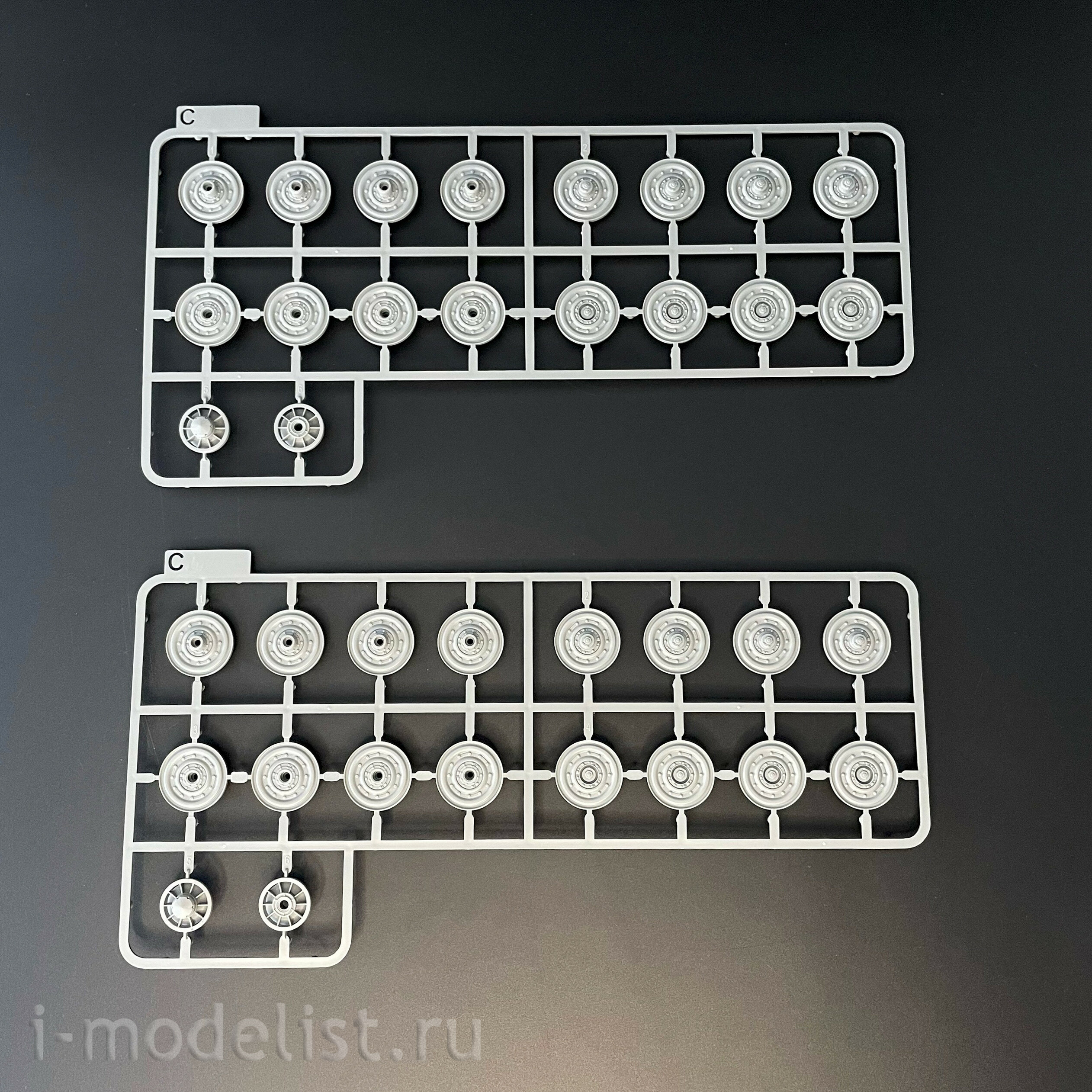 2200W Takom 1/35 Set of three Tiger I 