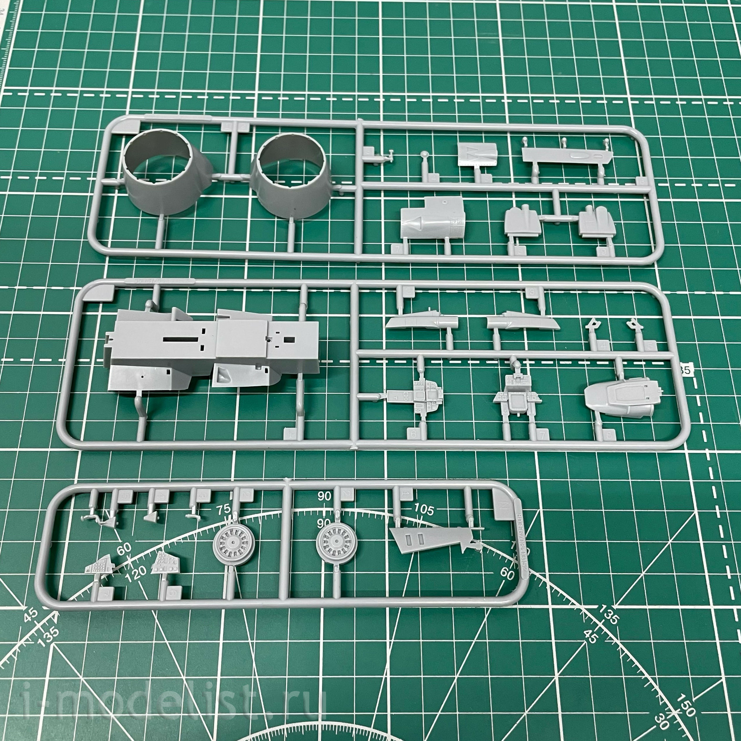 80367 HobbyBoss 1/48 F-14B Tomcat Aircraft