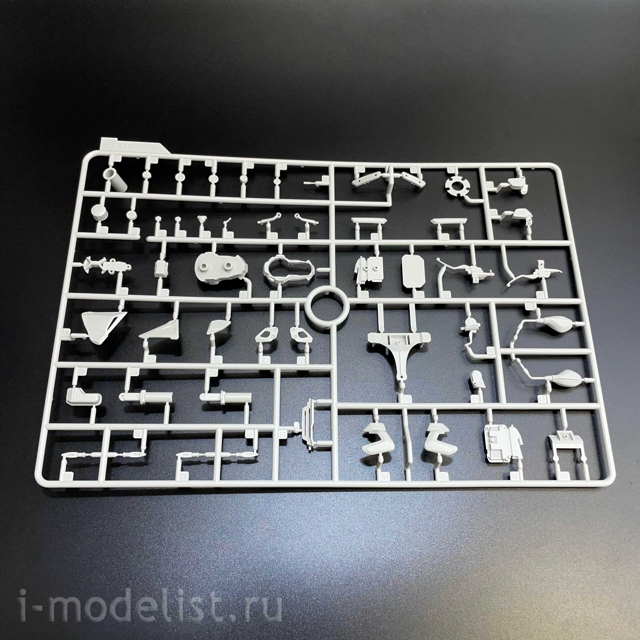 MT-005 Meng 1/9 Баварский мfromоцикл R 1250 GS ADV
