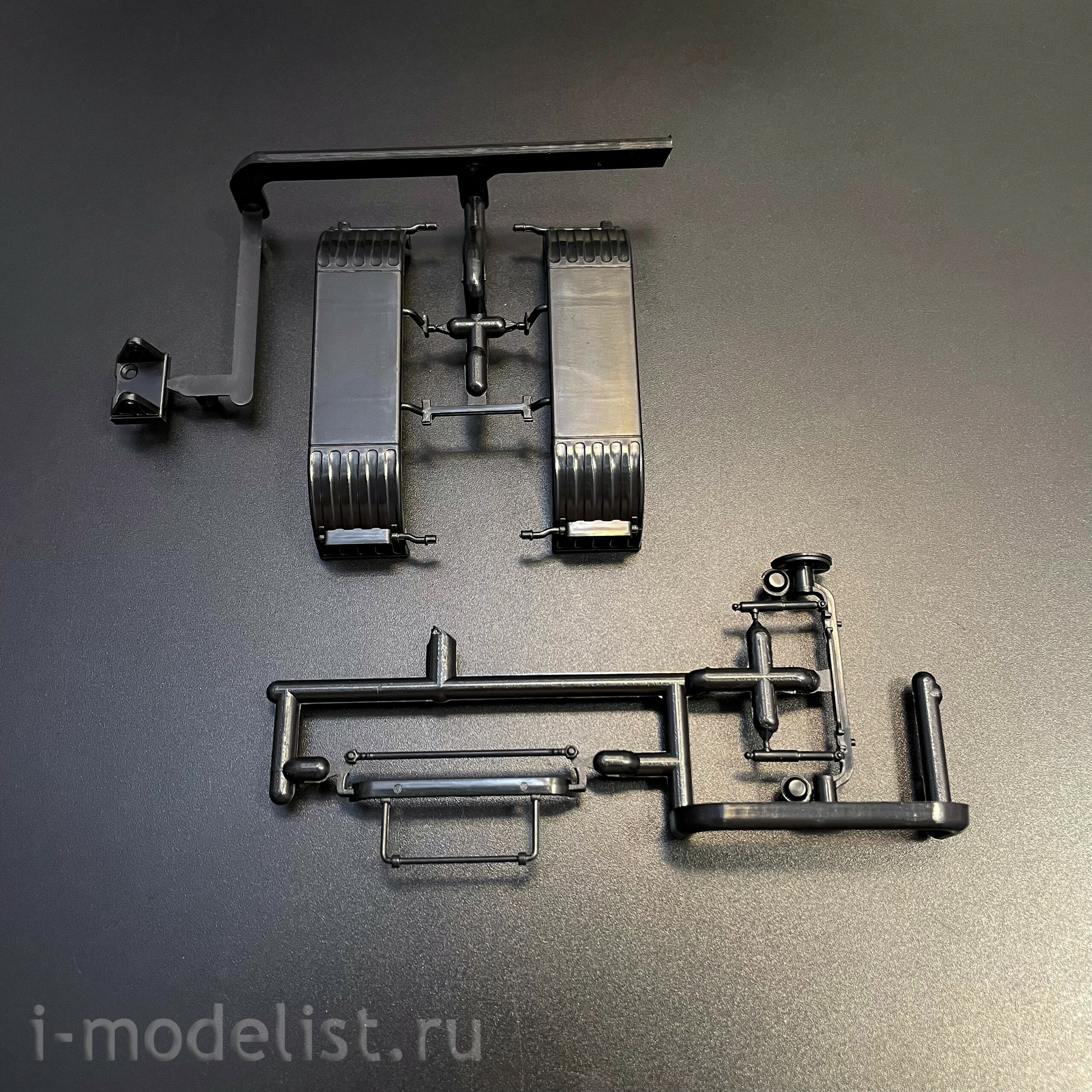 1654AVD AVD Models 1/43 KAMAZ -6520-21010-53 самосвал