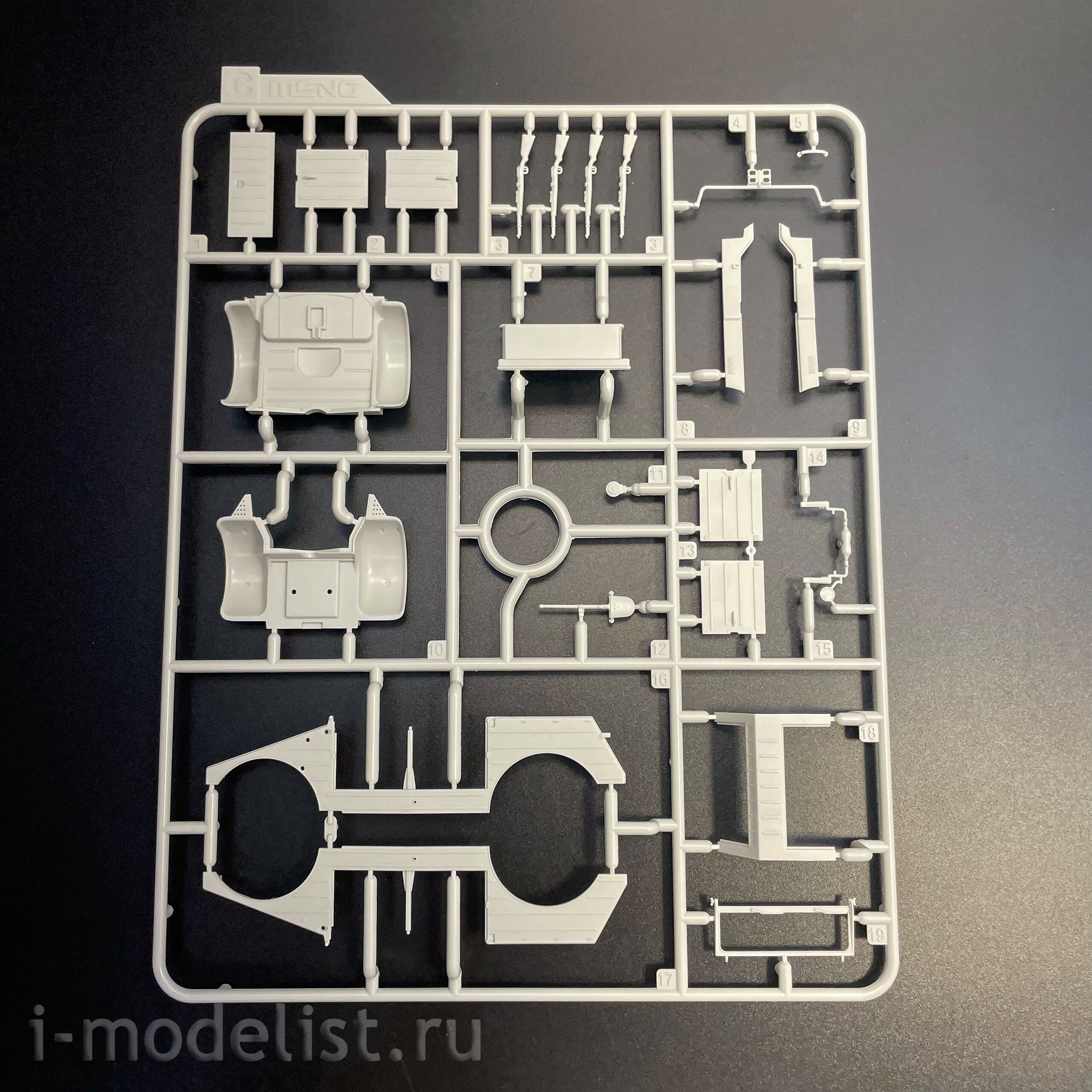 VS-016 Meng 1/35 Notмецкий автомобиль Pkw.K1 Type 82 (Восточный фронт)