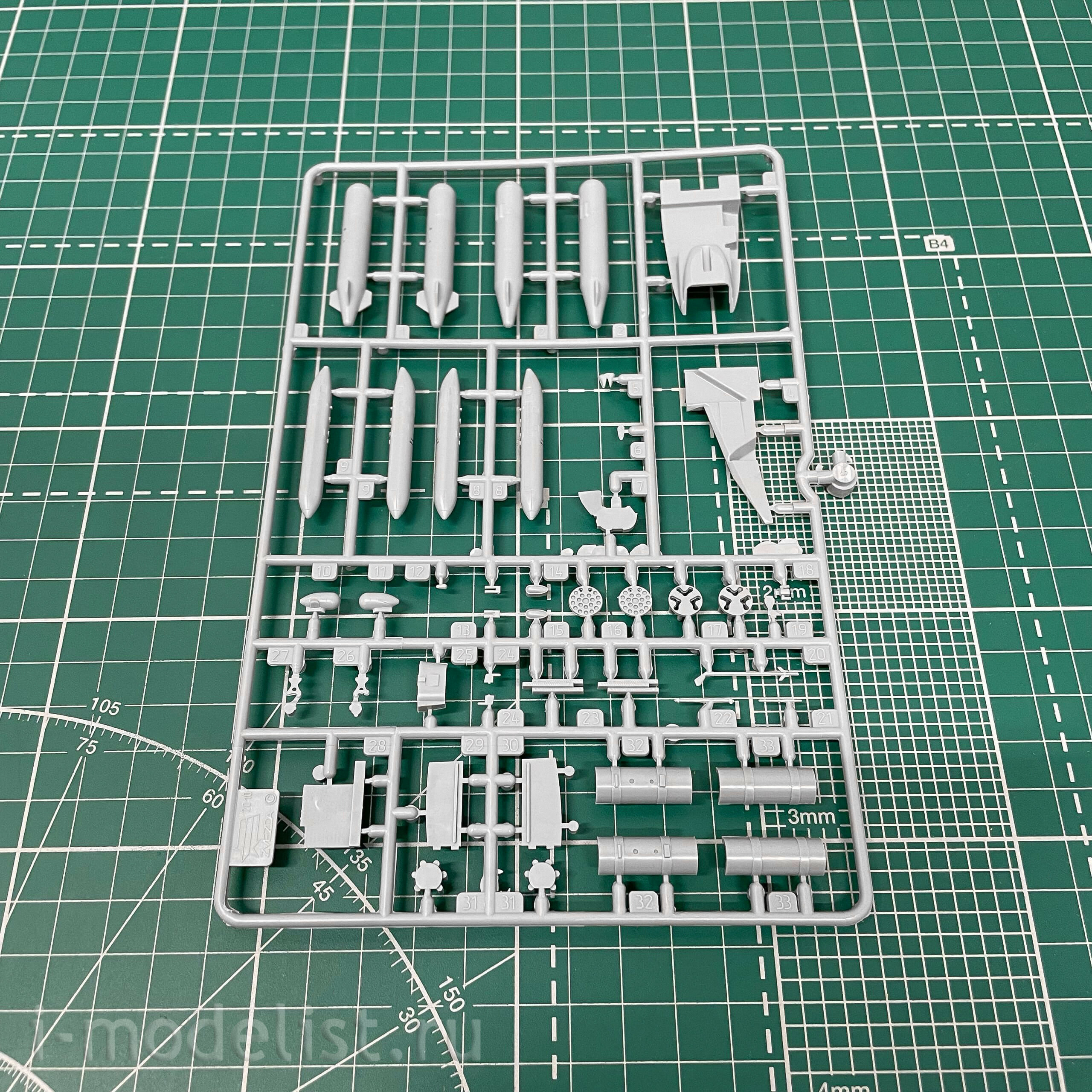 7293П Zvezda 1/72 Подарочный набор: Советский ударный вертолет Ми-24В/ВП 