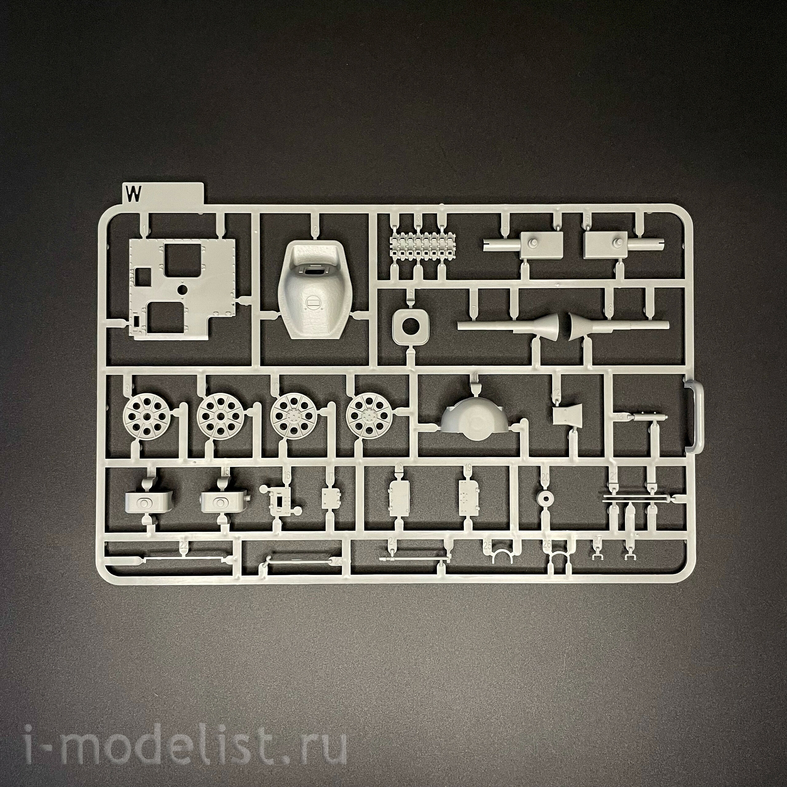 2180 Takom 1/35 САУ Flammpanzer 38(t)