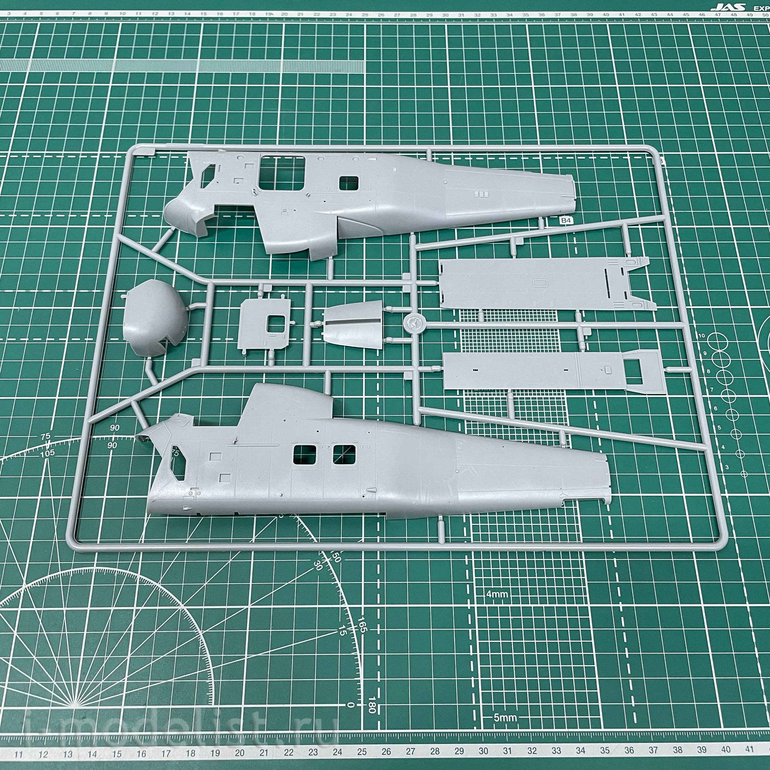 02884 Trumpeter 1/48 American Air Force Rescue Helicopter HH-34J