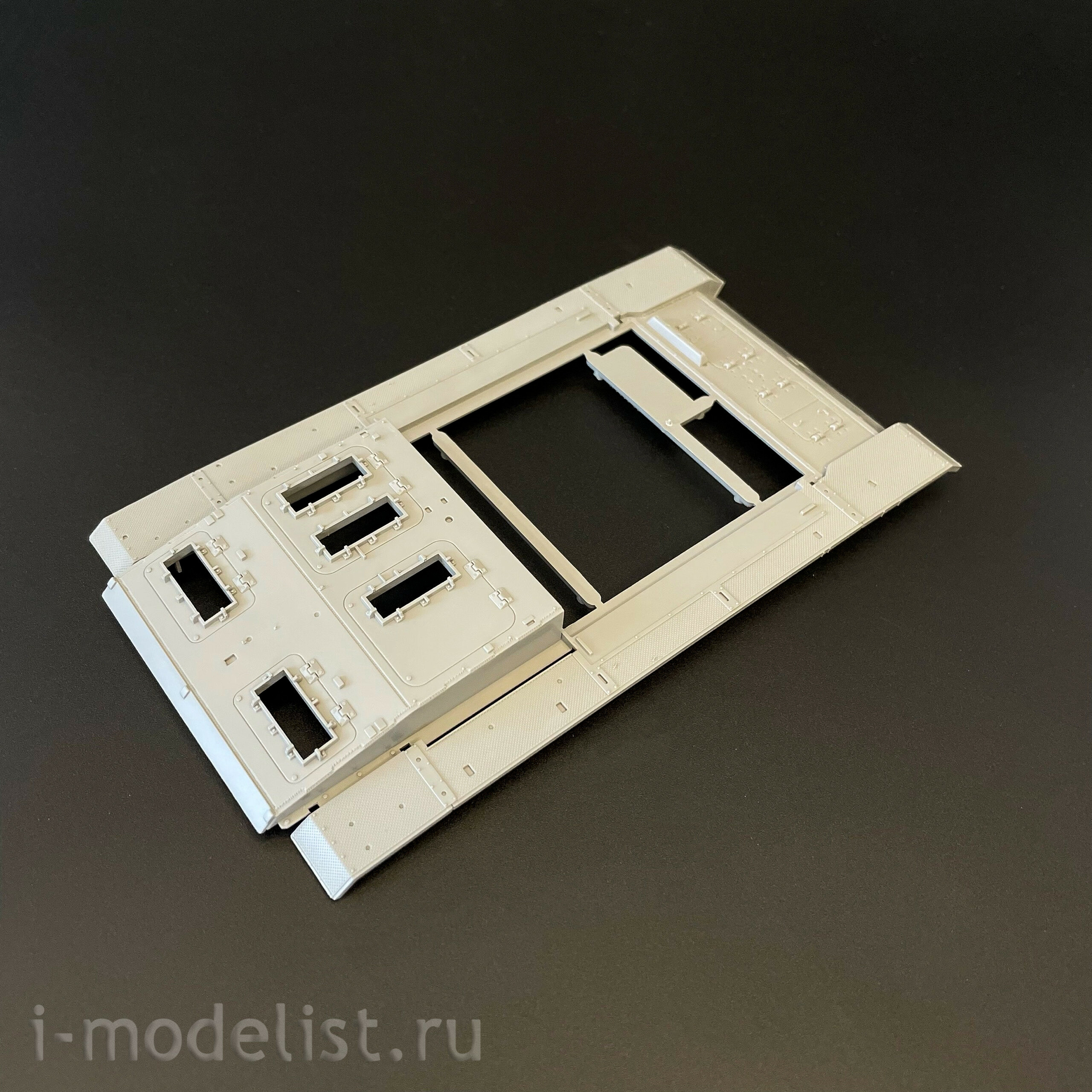 8006 Takom 1/35 Штурмовая гаубица Sd.Kfz StuH 42 & StuG III Ausf. G поздний (2 в 1)