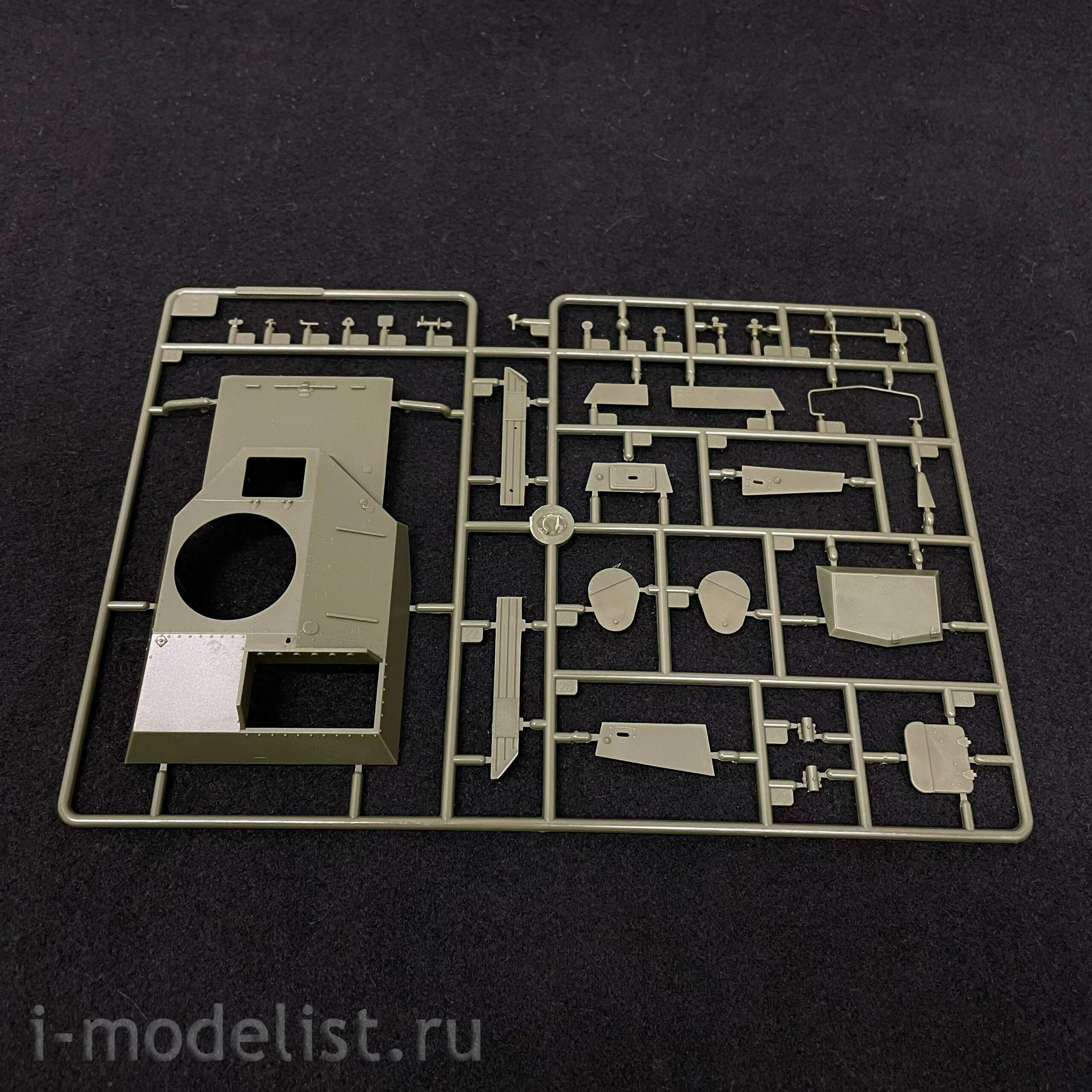 83826 HobbyBoss 1/35 Soviet light tank T-40S