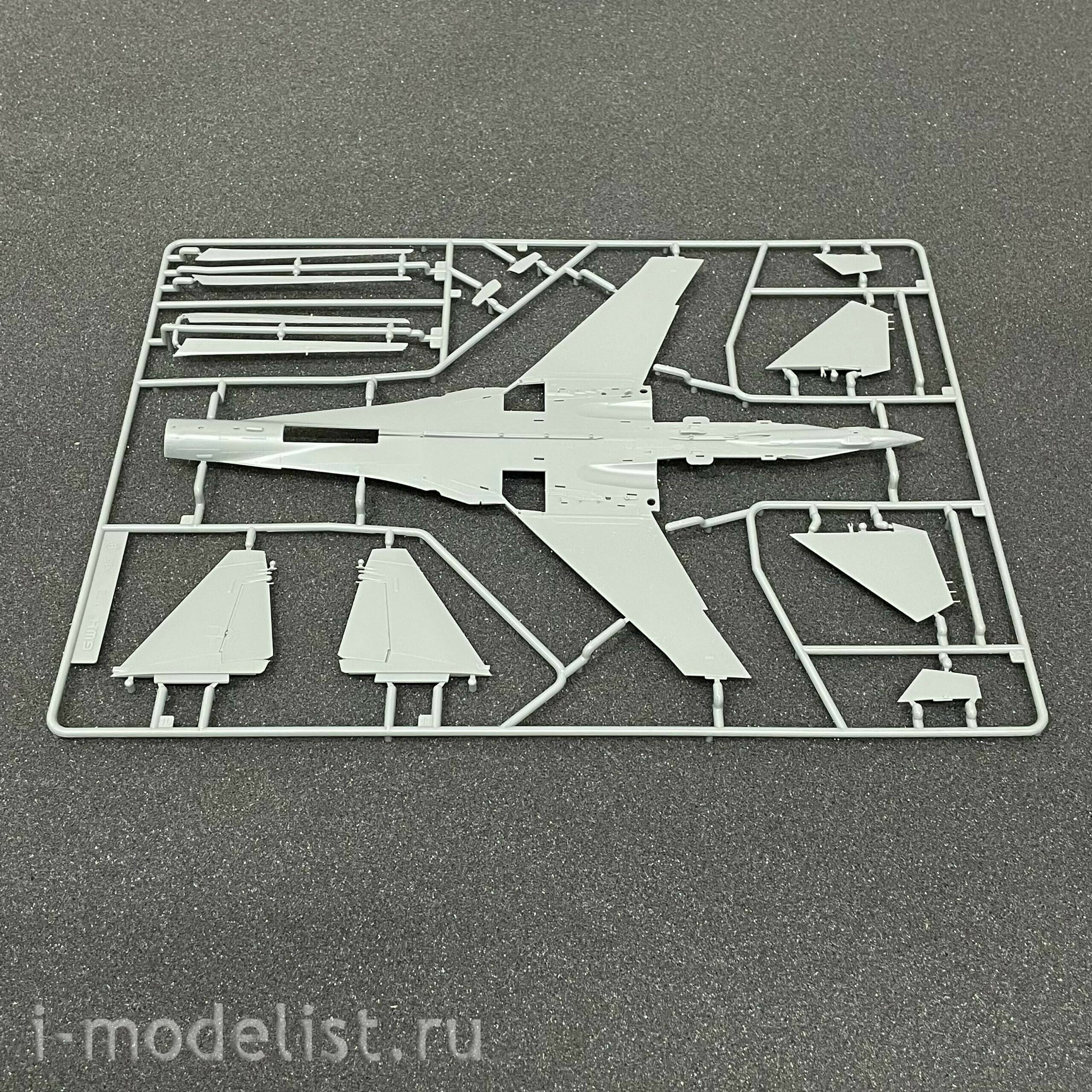L7207 Great Wall Hobby 1/72 SU-35S