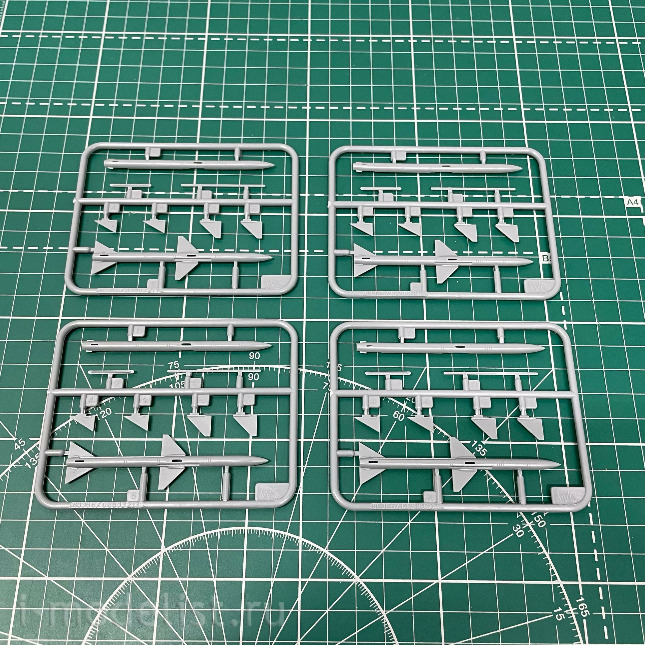 80367 HobbyBoss 1/48 F-14B Tomcat Aircraft
