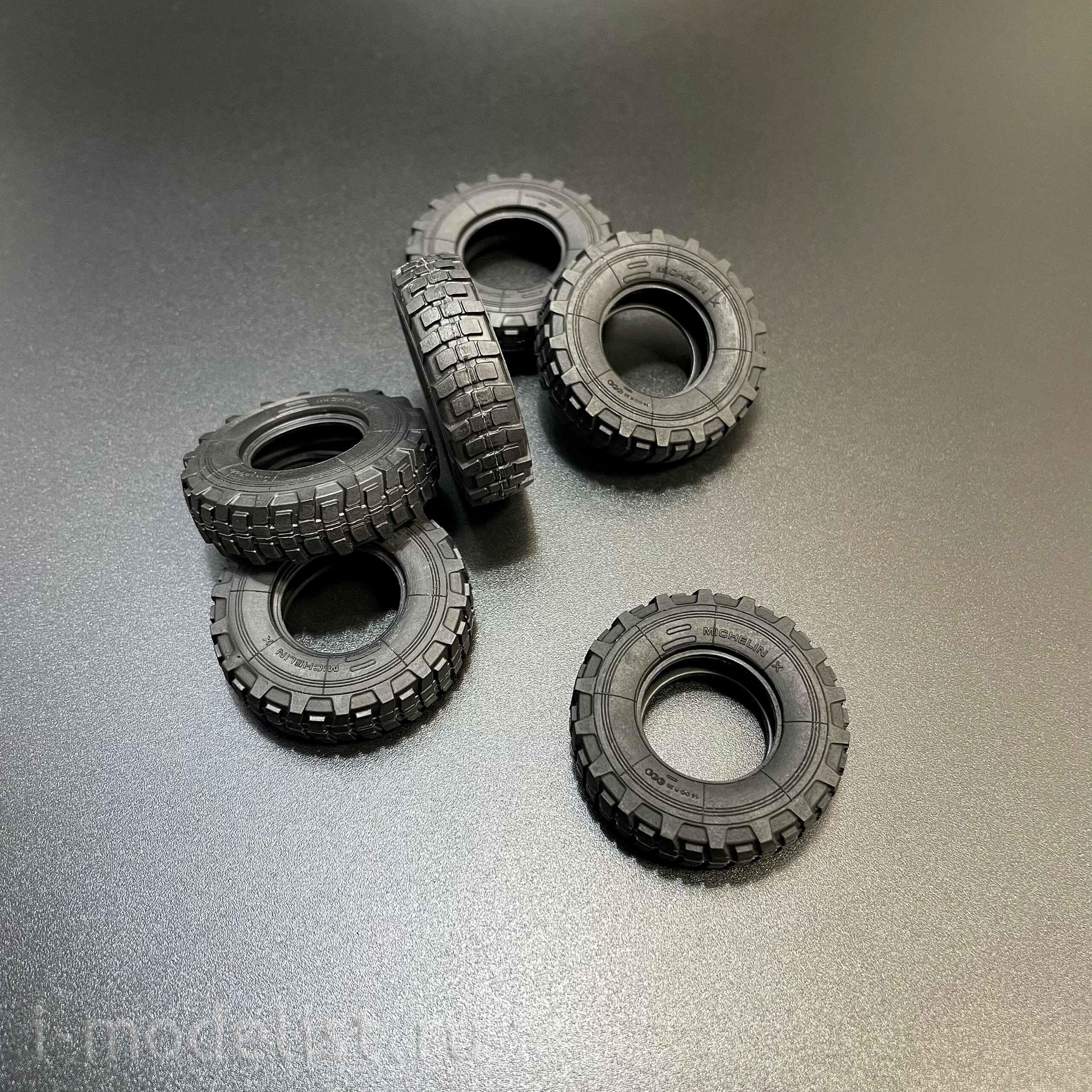 84573 HobbyBoss 1/35 Бронеавтомобиль Cadillac Gage LAV-300 с 90-мм орудием
