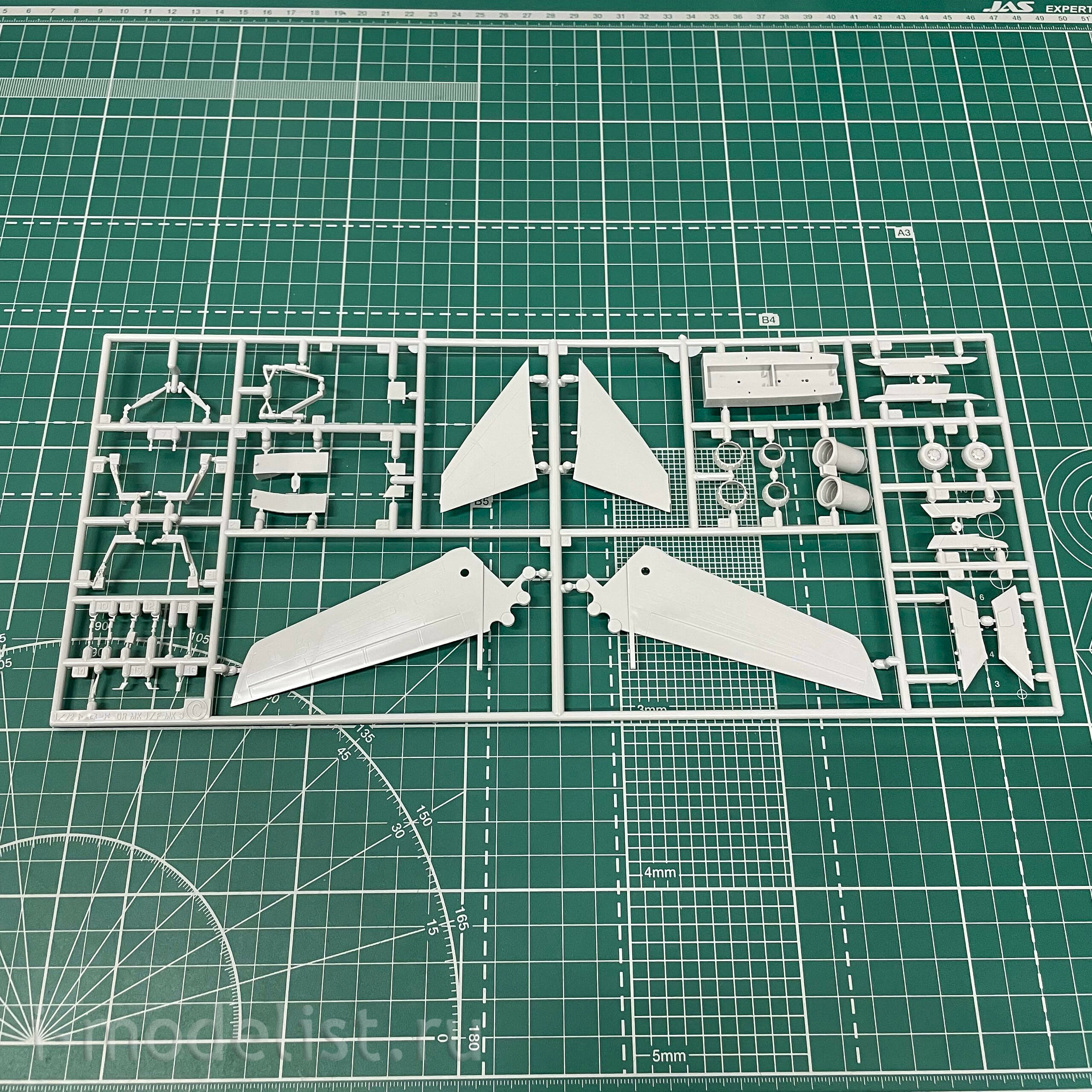 02188 Hasegawa 1/72 Set of 2 Tornado Fighter Models GR.Mk .1. Mk.1 IDS 