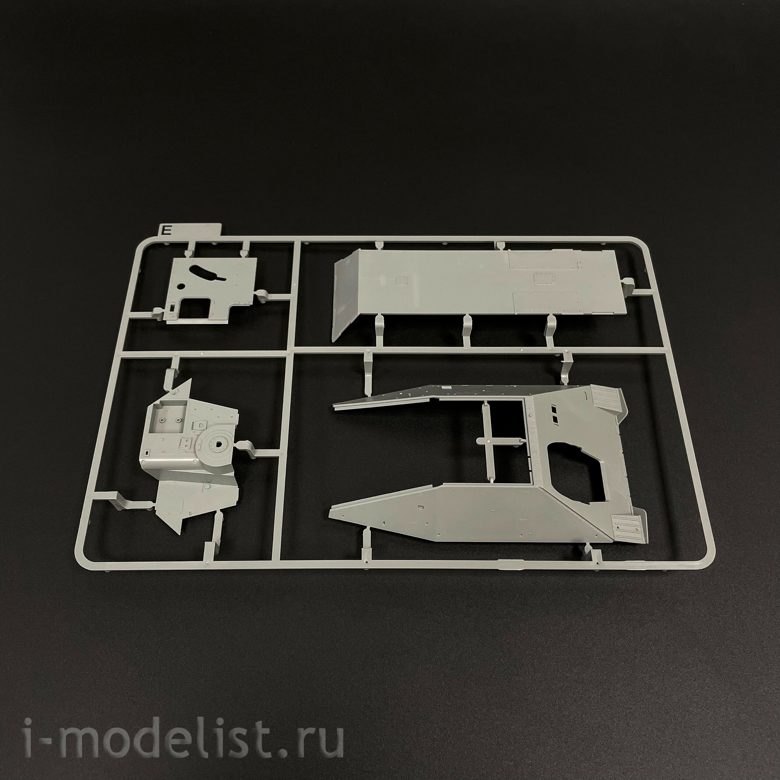 2170X Takom German self-propelled gun Jagdpanzer 38(t) Hetzer (early) Limited Edition (without interior)