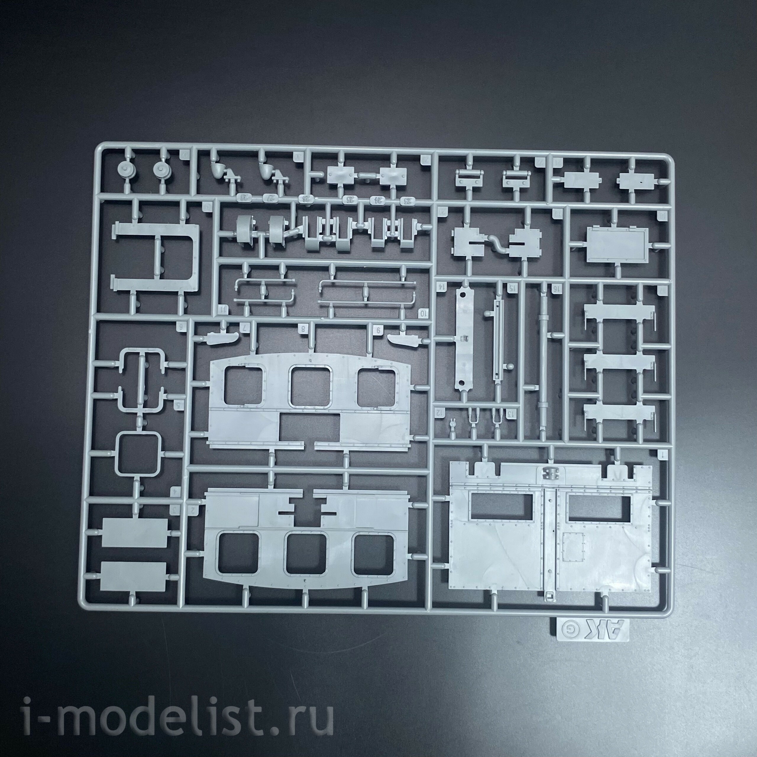AK35009 AK Interactive 1/35 Маневровый локомfromив Automotore FS 206/207/208 Sogliola