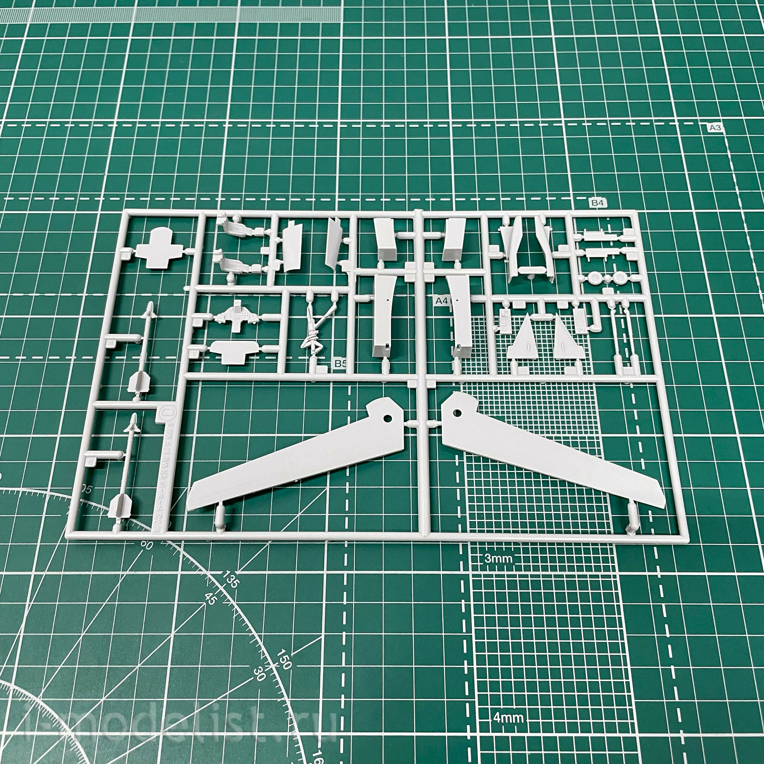 02188 Hasegawa 1/72 Set of 2 Tornado Fighter Models GR.Mk .1. Mk.1 IDS 