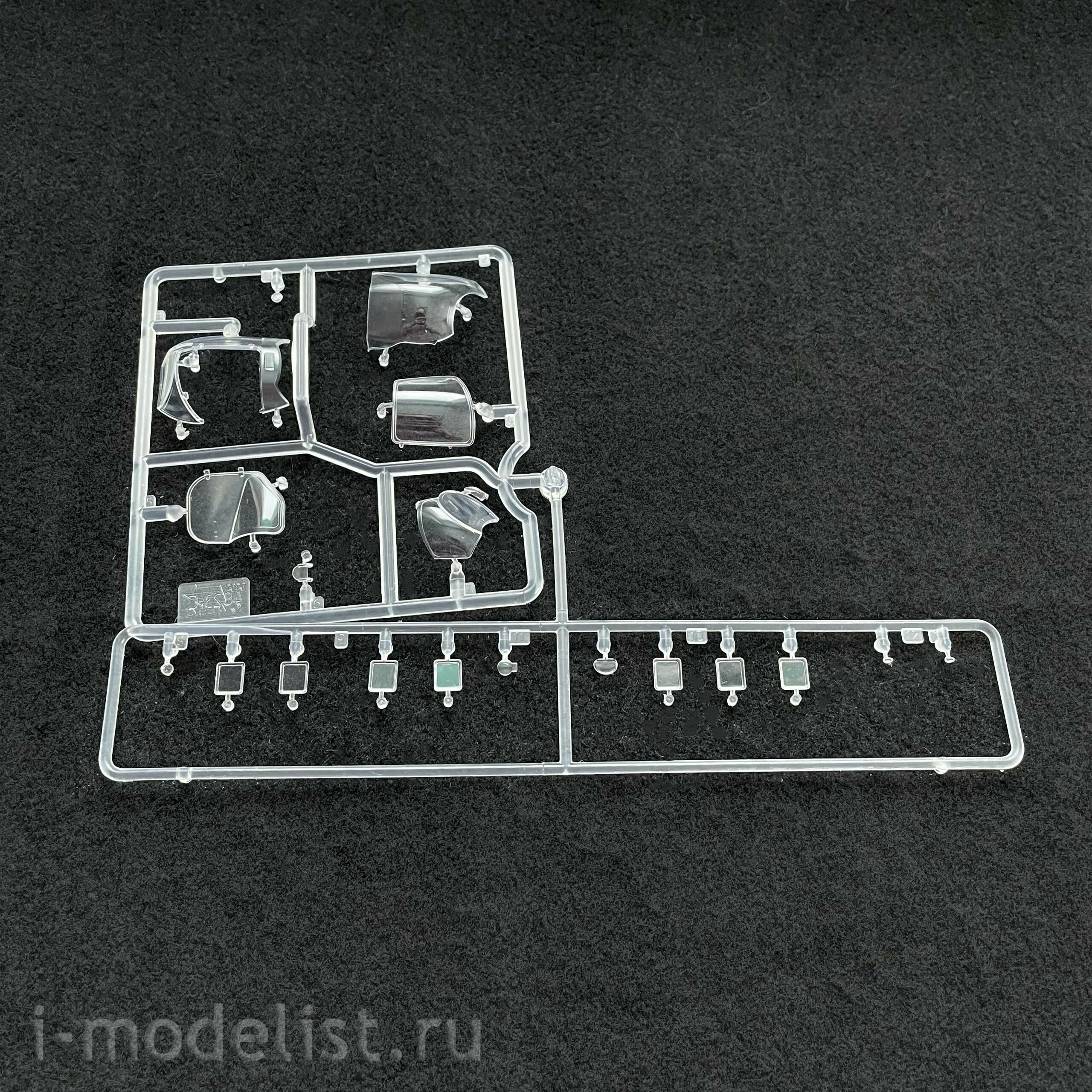 ASK48300 All Scale Kits (ASK) 1/48 Russian Type-24P Transport and Combat Helicopter (Zvezda/ASK)