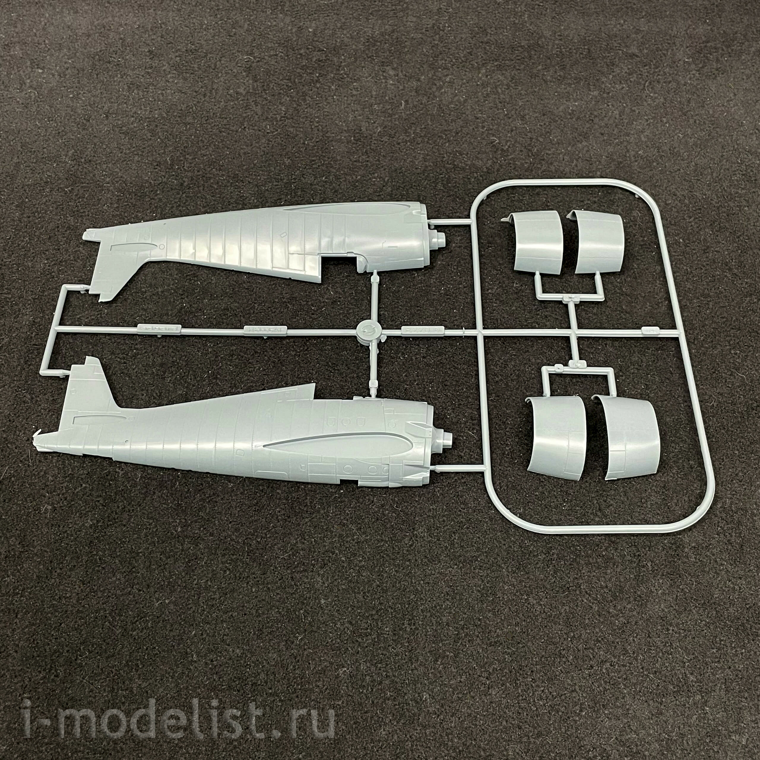 84181 Eduard 1/48 Fighter F6F-5 Weekend version